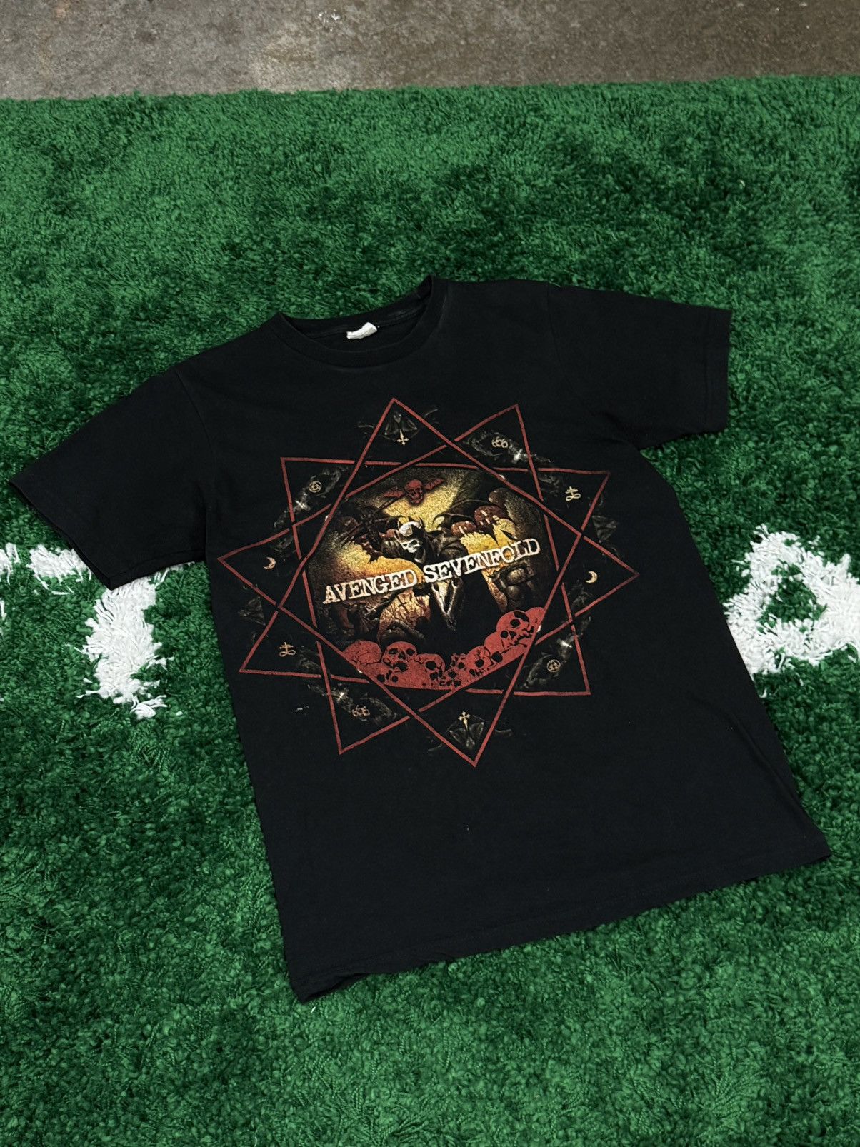 Vintage Avenged Sevenfold Skull Cross Pentagram Goth Tee Black Size US M / EU 48-50 / 2 - 1 Thumbnail