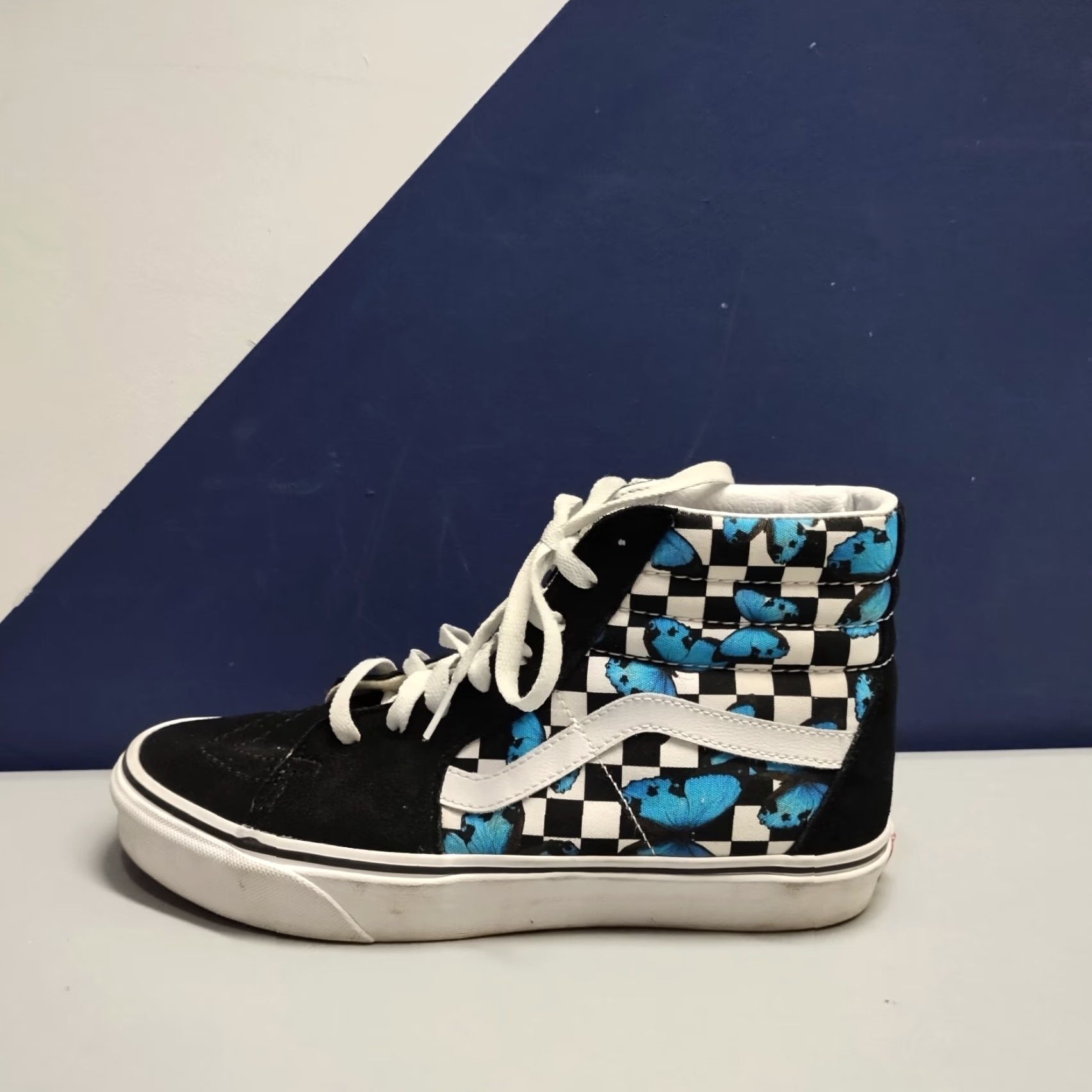 Vans VANS High Top Athletic Sneakers Unisex Size 8.5 Multi Butterfly Printed Round Toe Mens Size US M / EU 48-50 / 2 - 5 Thumbnail