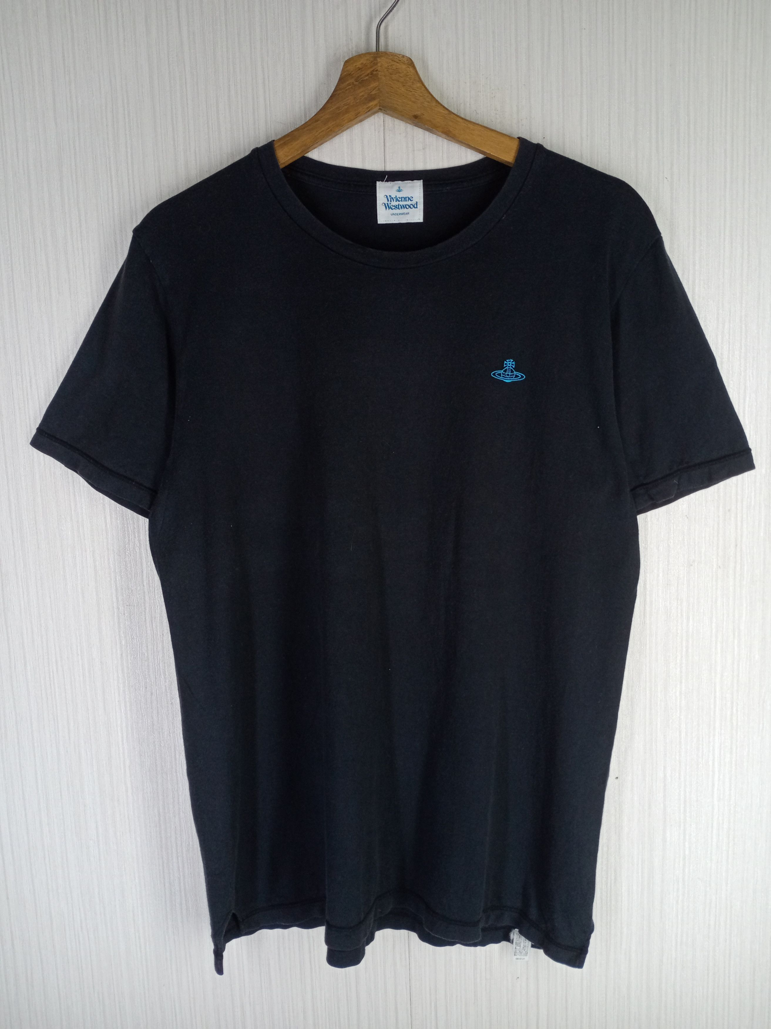 Vivienne Westwood Rare Vintage Vivienne Westwood Underwear Tshirt Size US M / EU 48-50 / 2 - 1 Thumbnail