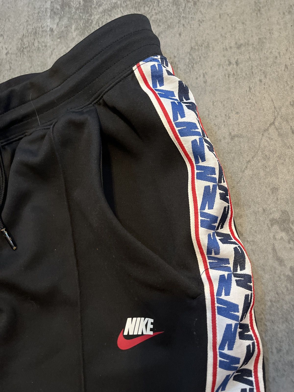 Nike NIKE Sportswear Taped Poly NSW Men’s Jogger Track Pants Size US 29 - 2 Thumbnail