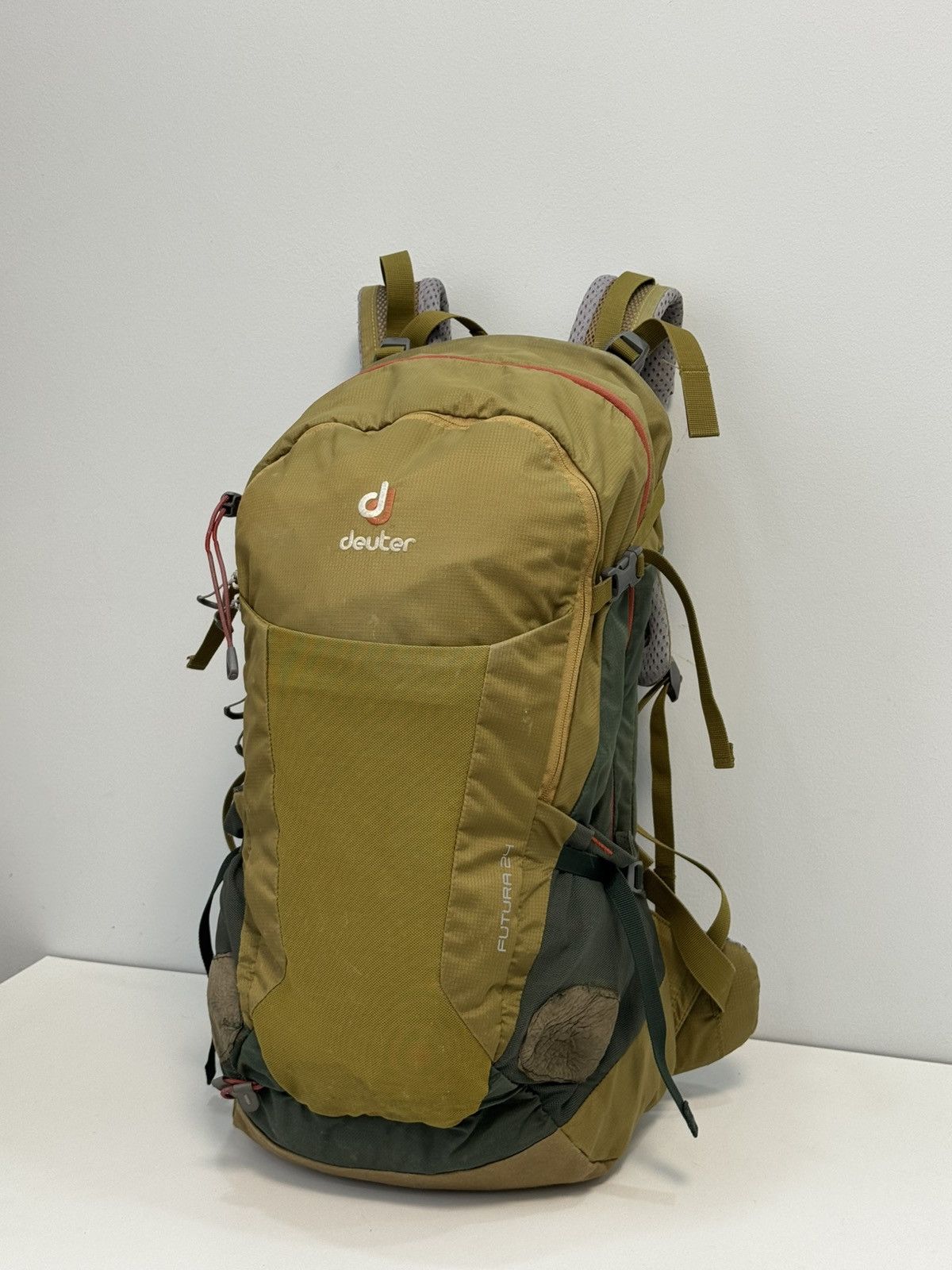Other Deuter FUTURA 24 (Futura 24) Green Outdoor Size ONE SIZE - 1 Thumbnail