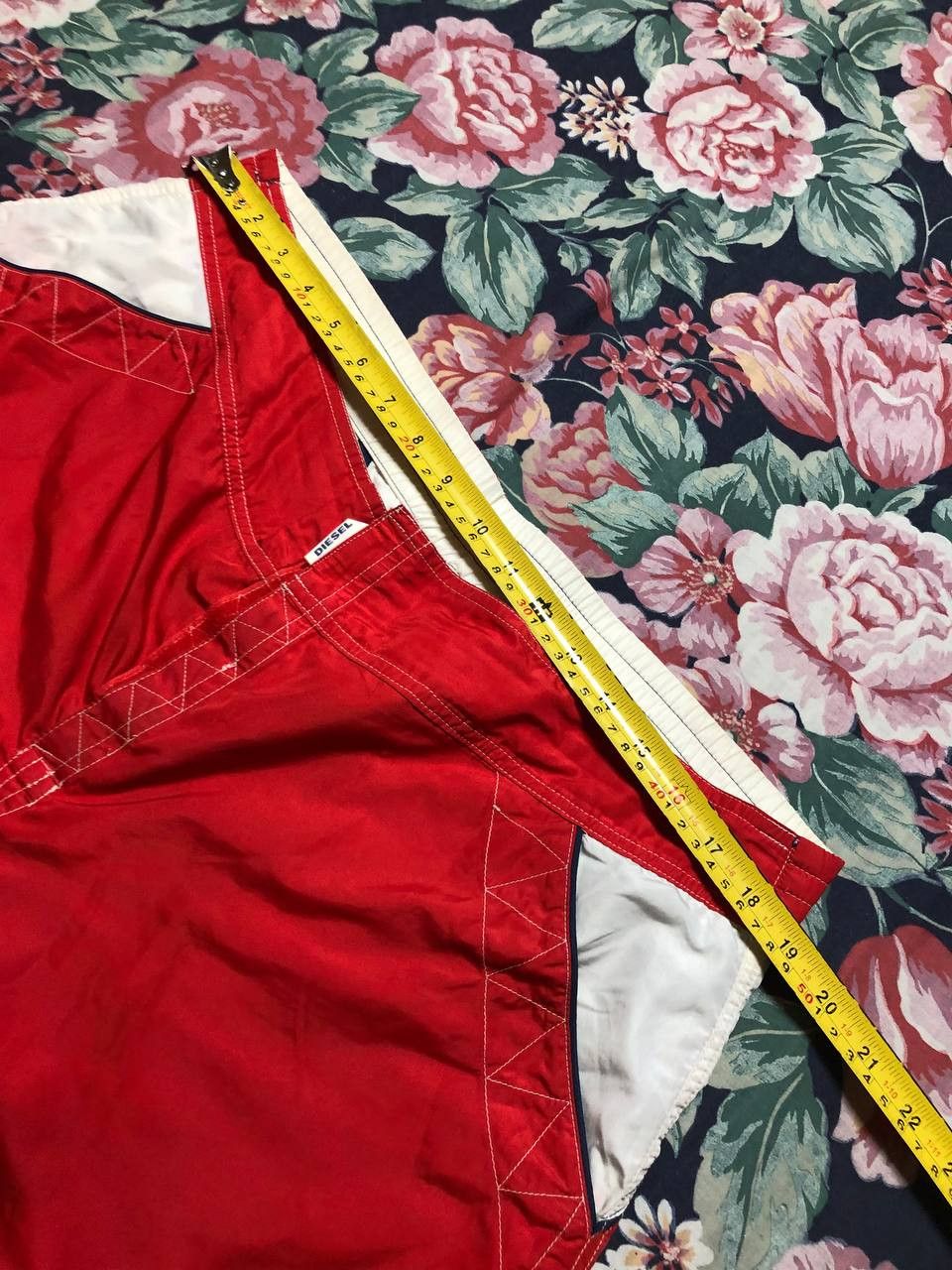 Diesel Vintage Diesel Nylon 90s Baggy Y2K Shorts Size XL Size US 36 / EU 52 - 11 Thumbnail