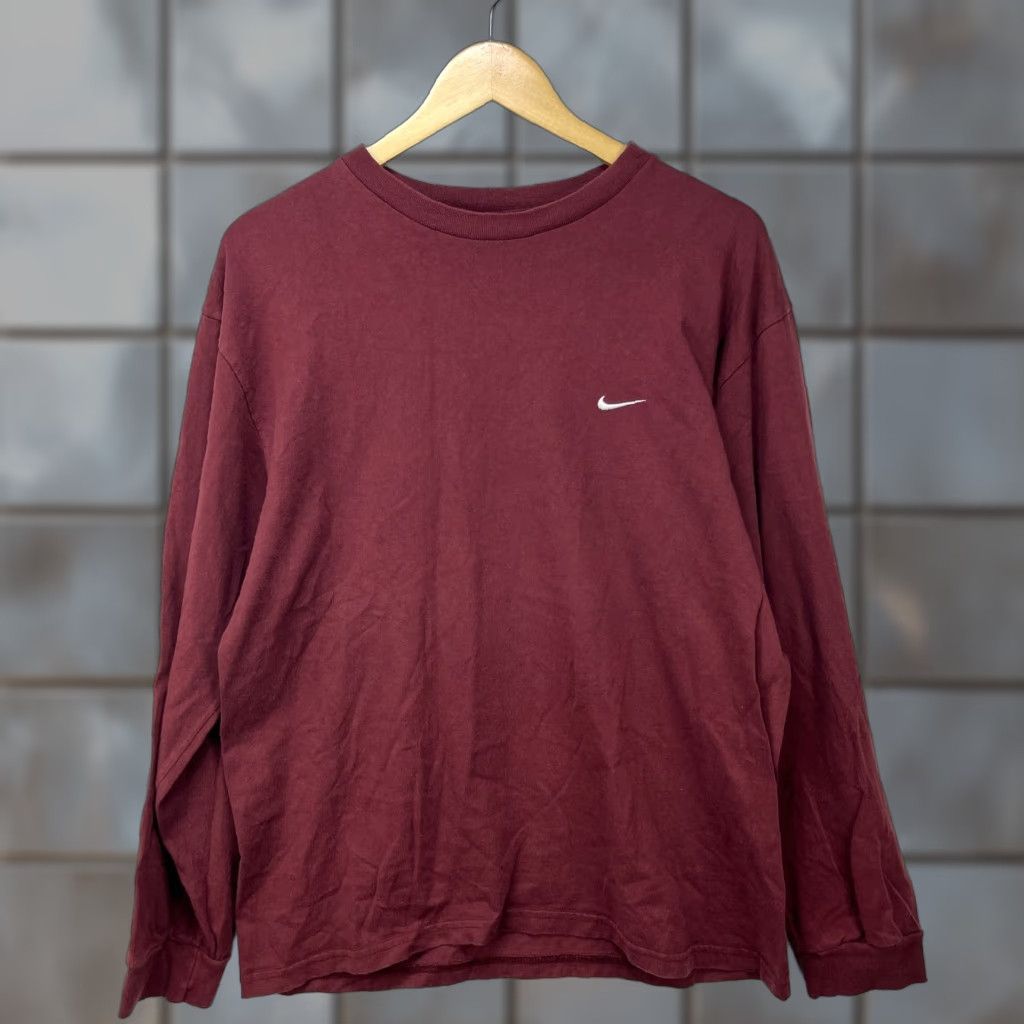 Nike VINTAGE Nike Long Sleeve Shirt M Red Swoosh Made in Canada Mens Size US M / EU 48-50 / 2 - 1 Thumbnail
