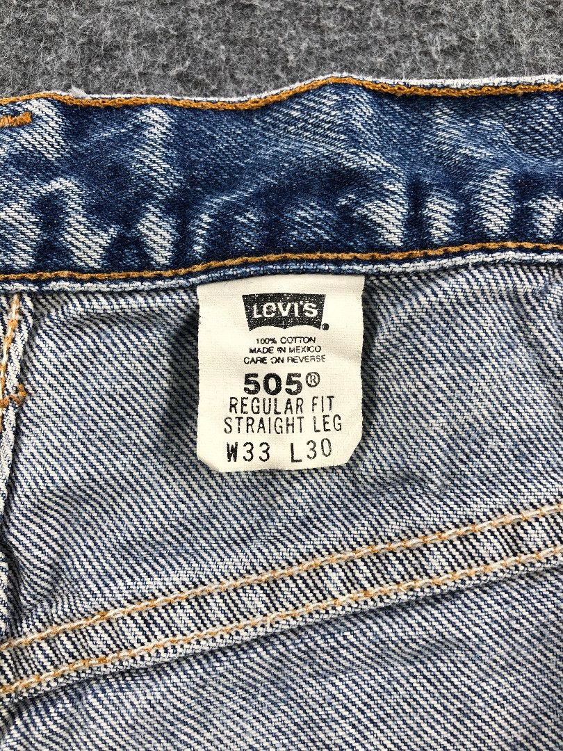 Levi's Vintage 90s Light Wash Levis 505 Jeans-JM682 Size US 32 / EU 48 - 9 Thumbnail