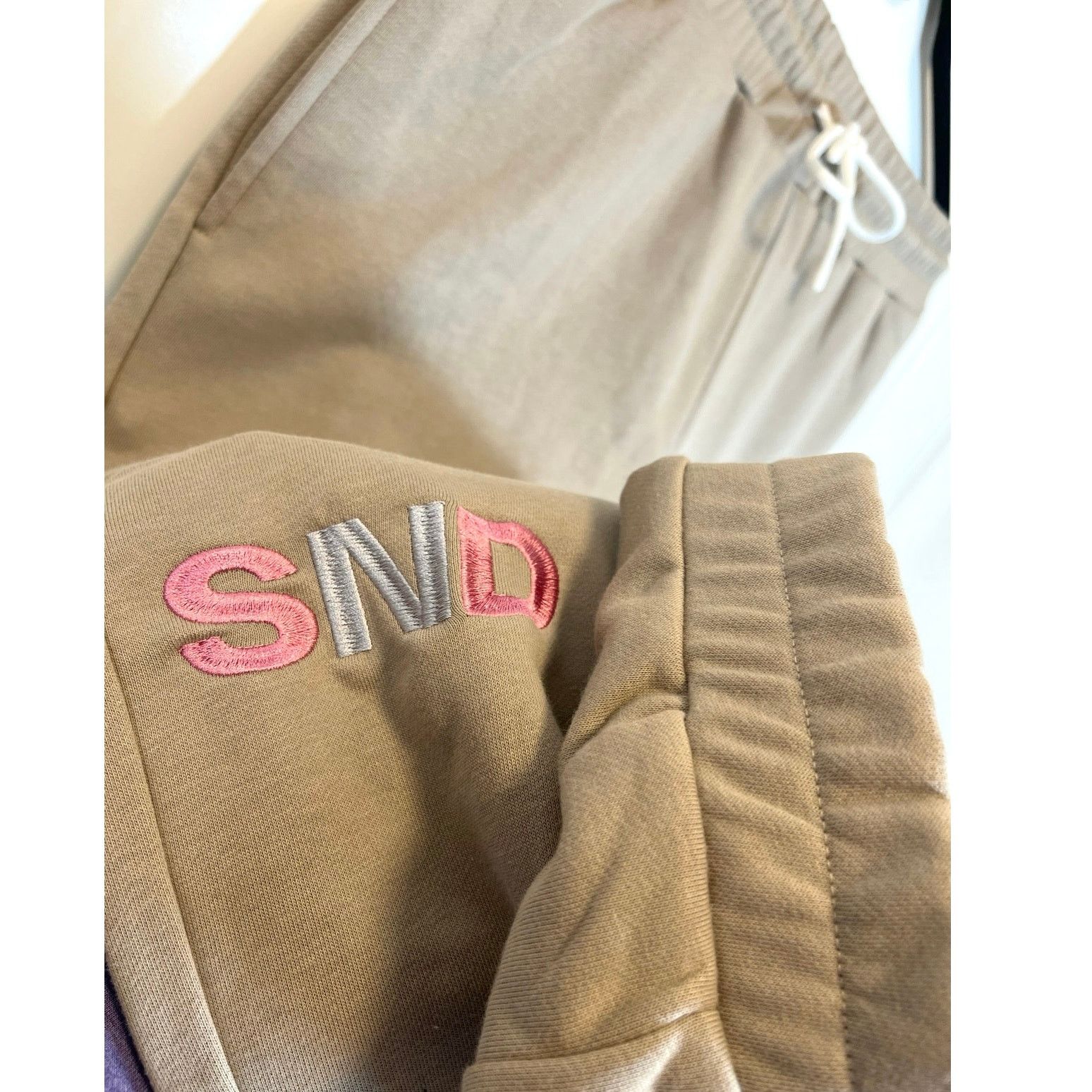 Snowday •NWT• Snowday Worldwide Tan Sweatpants • Mens Medium Size US 32 / EU 48 - 10 Thumbnail