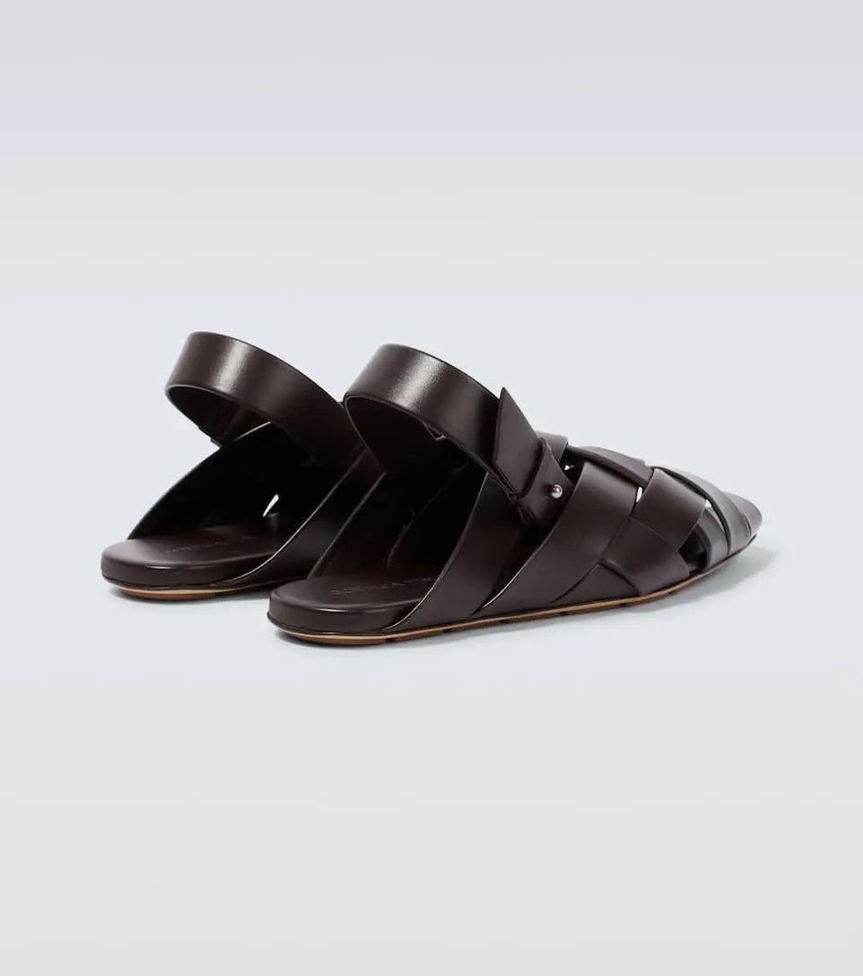 o1n1vont0325 Alfie Slippers Sandals in Dark Brown