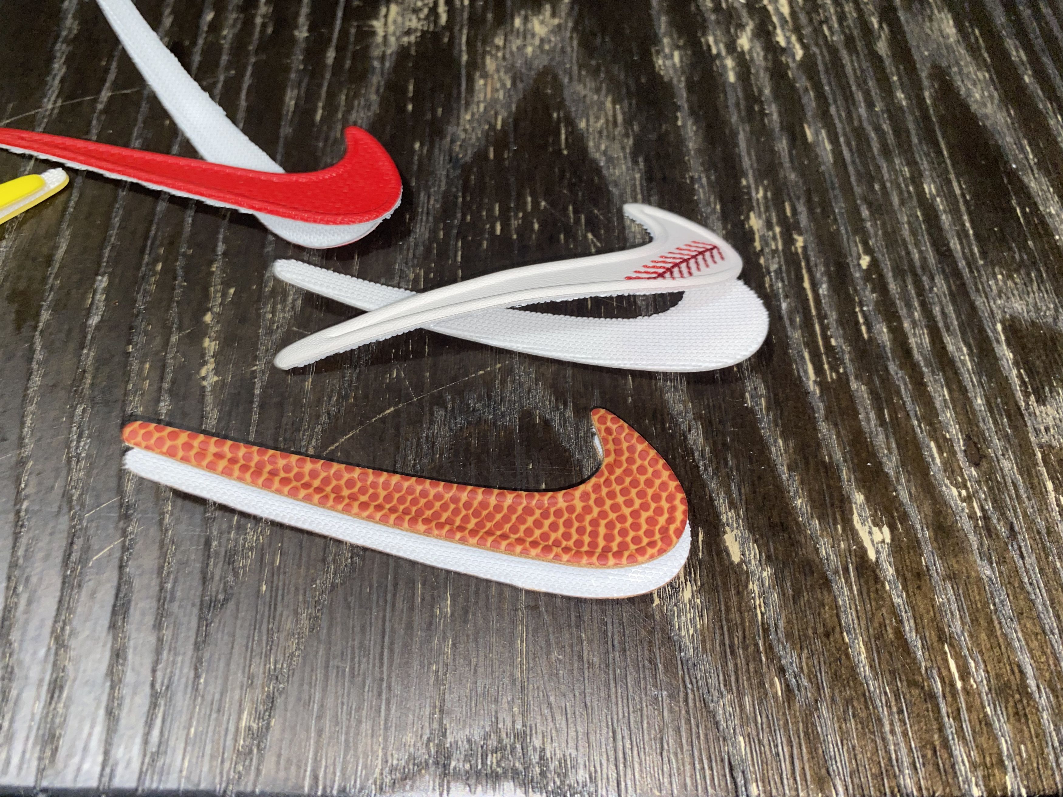 Nike Nike Velcro Swoosh Mark shoe Accessories Griffey Penny Aime! Size ONE SIZE - 3 Thumbnail