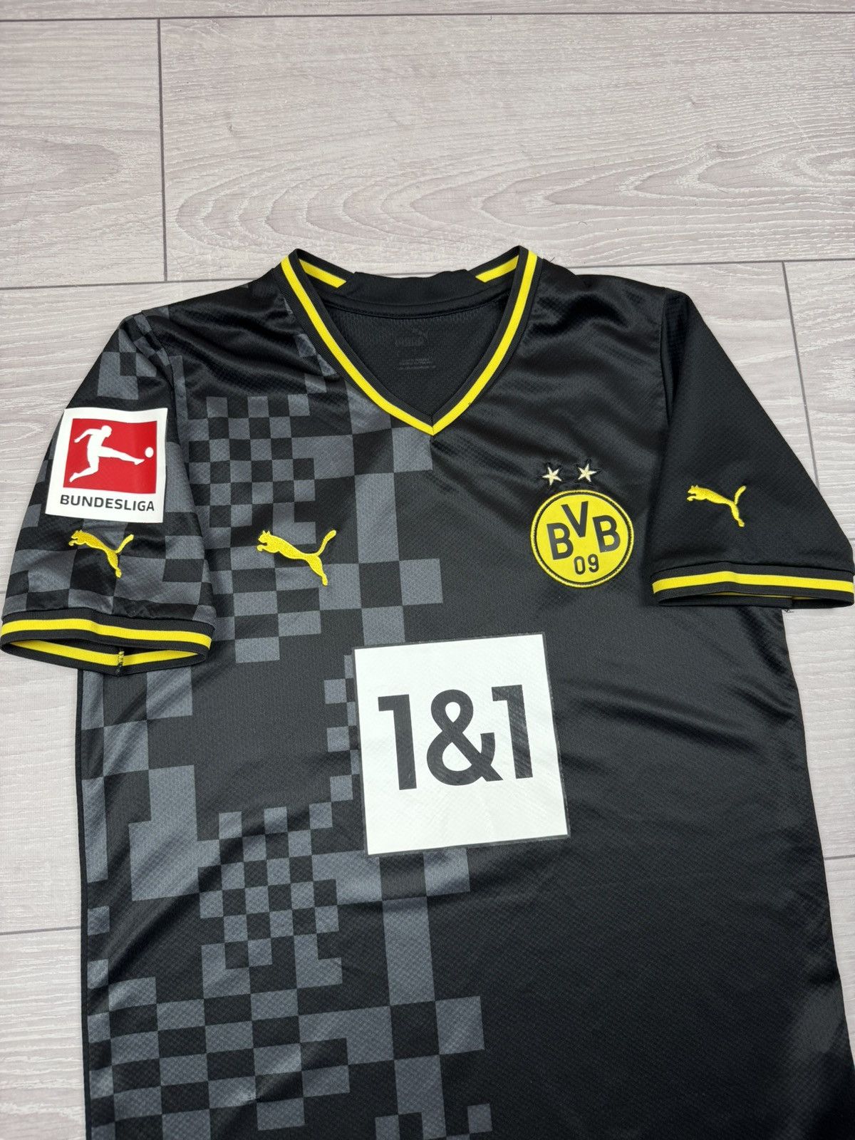 Puma Borussia Dortmund Puma 2022/2023 Away Jersey sz M Size US M / EU 48-50 / 2 - 3 Thumbnail