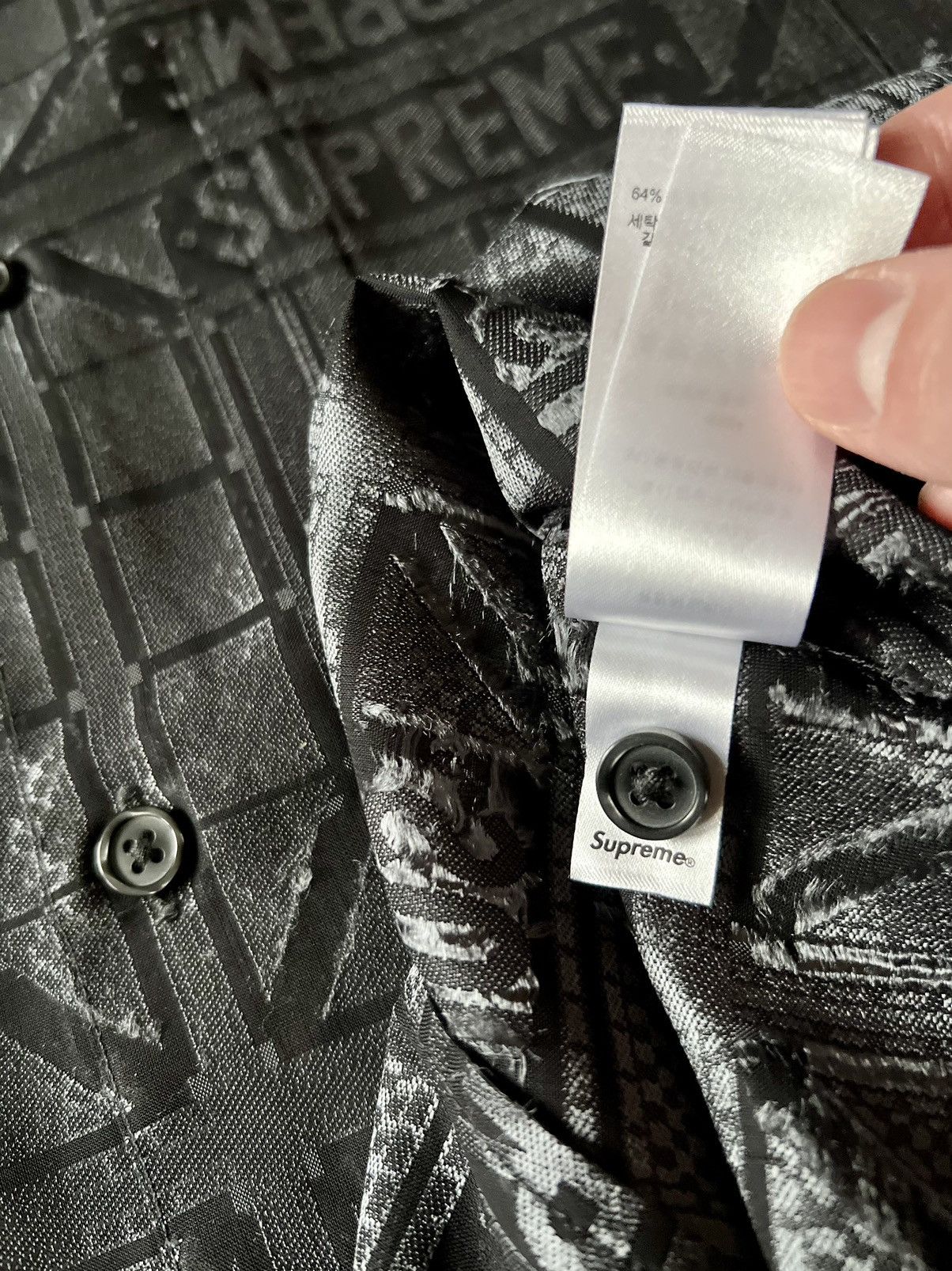 Supreme SUPREME TRAY JACQUARD S/S SHIRT BLACK Size US L / EU 52-54 / 3 - 12 Thumbnail