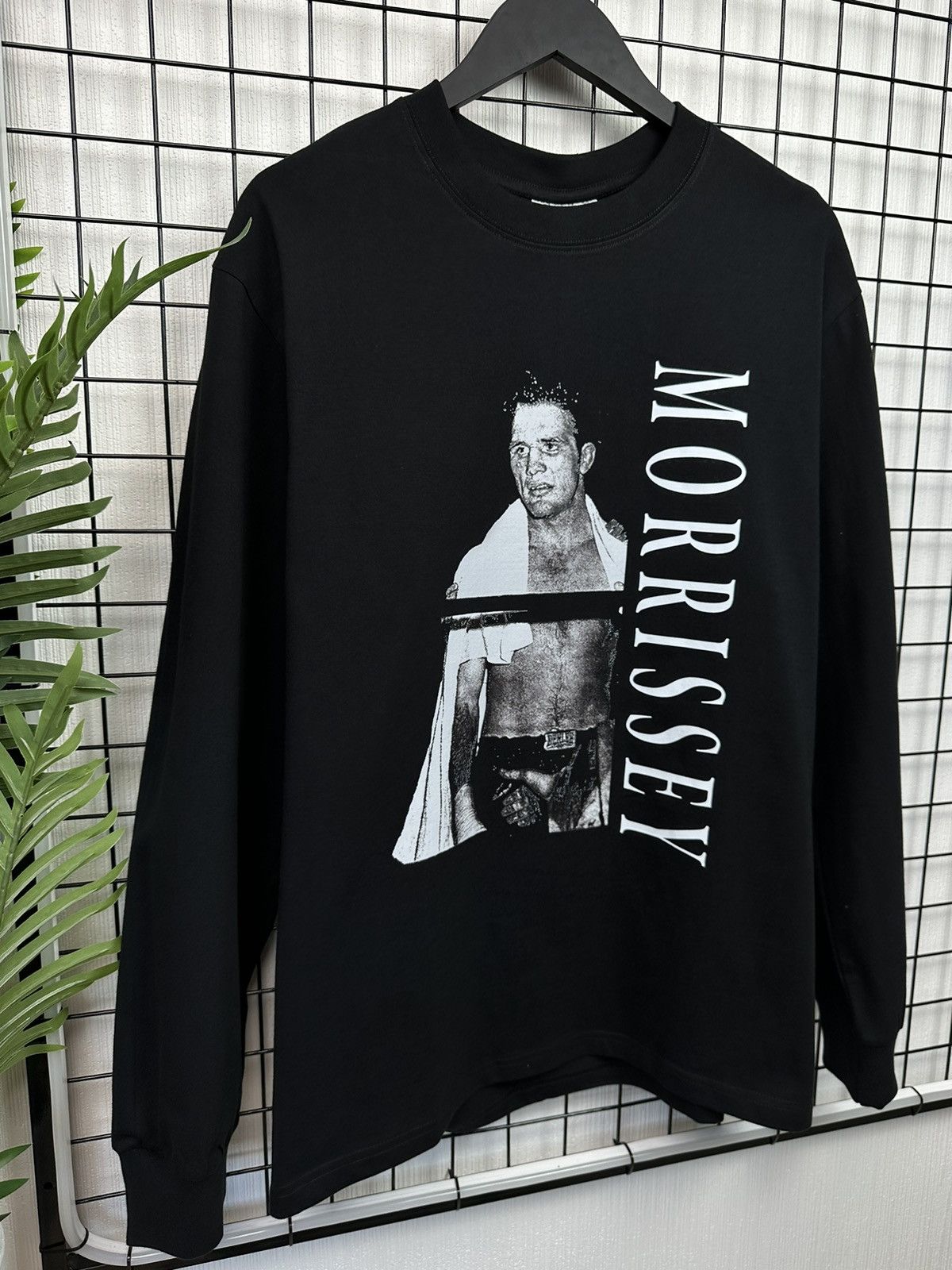 Morrissey × The Smiths Morrissey Band Boxer Long Sleeve Shirt Men Black L Tour tee Size US L / EU 52-54 / 3 - 3 Thumbnail