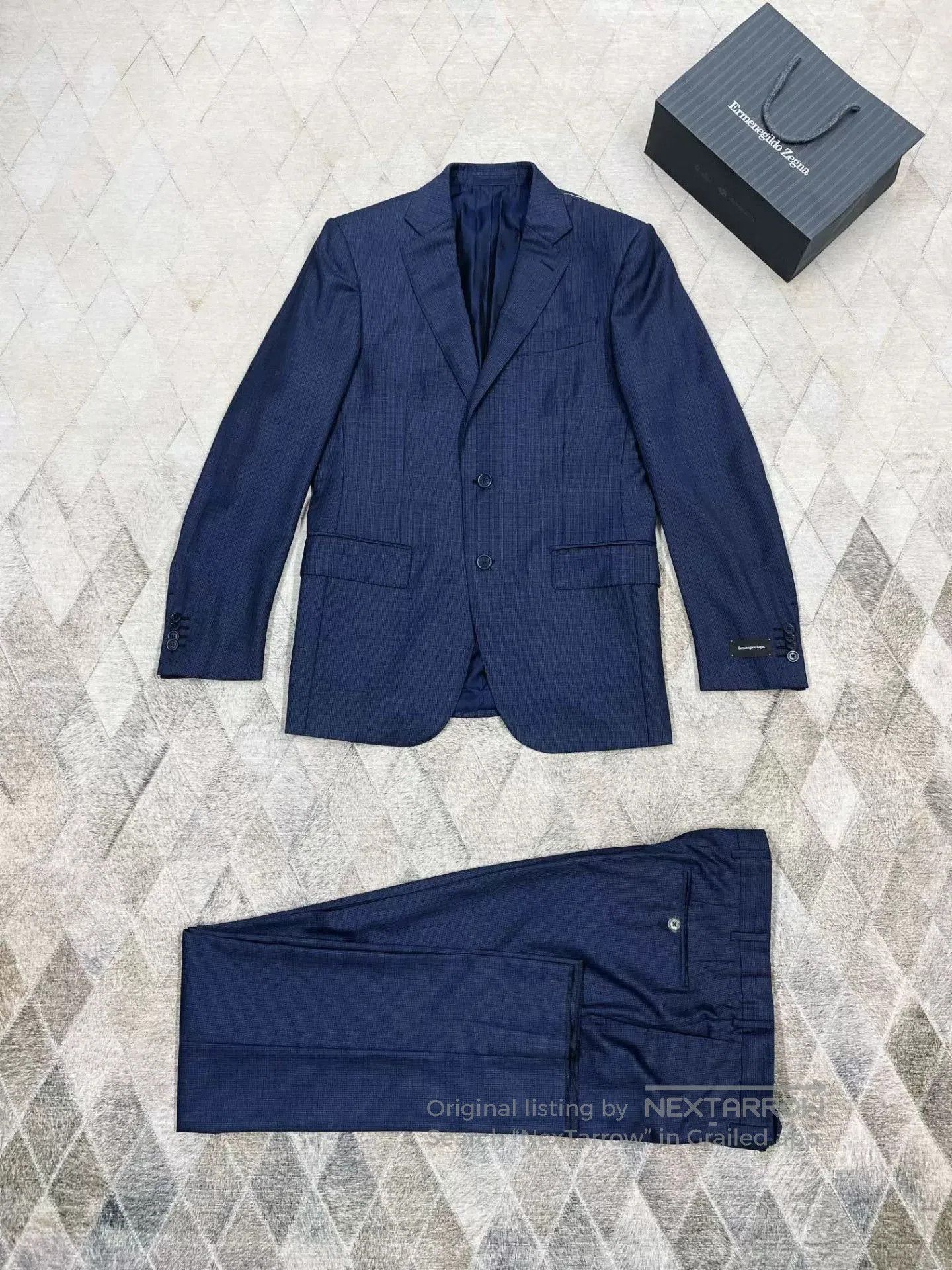 Ermenegildo Zegna Ermenegildo Zegna Diamond Wool Suit. Size US S / EU 44-46 / 1 - 1 Thumbnail