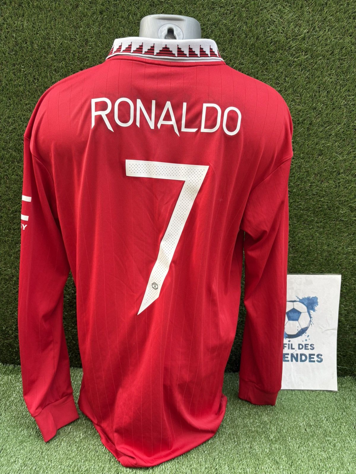 Adidas Jersey ronaldo manchester united Size US L / EU 52-54 / 3 - 1 Thumbnail