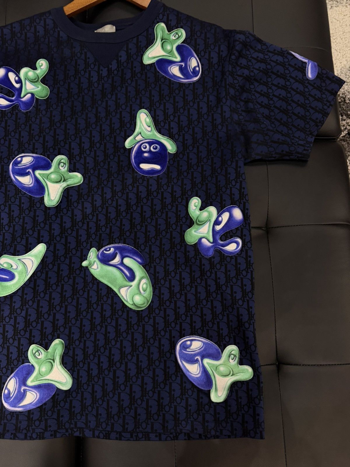 Dior Size M - Dior x Kenny Scharf Oblique T-Shirt Monogram Size US M / EU 48-50 / 2 - 3 Thumbnail