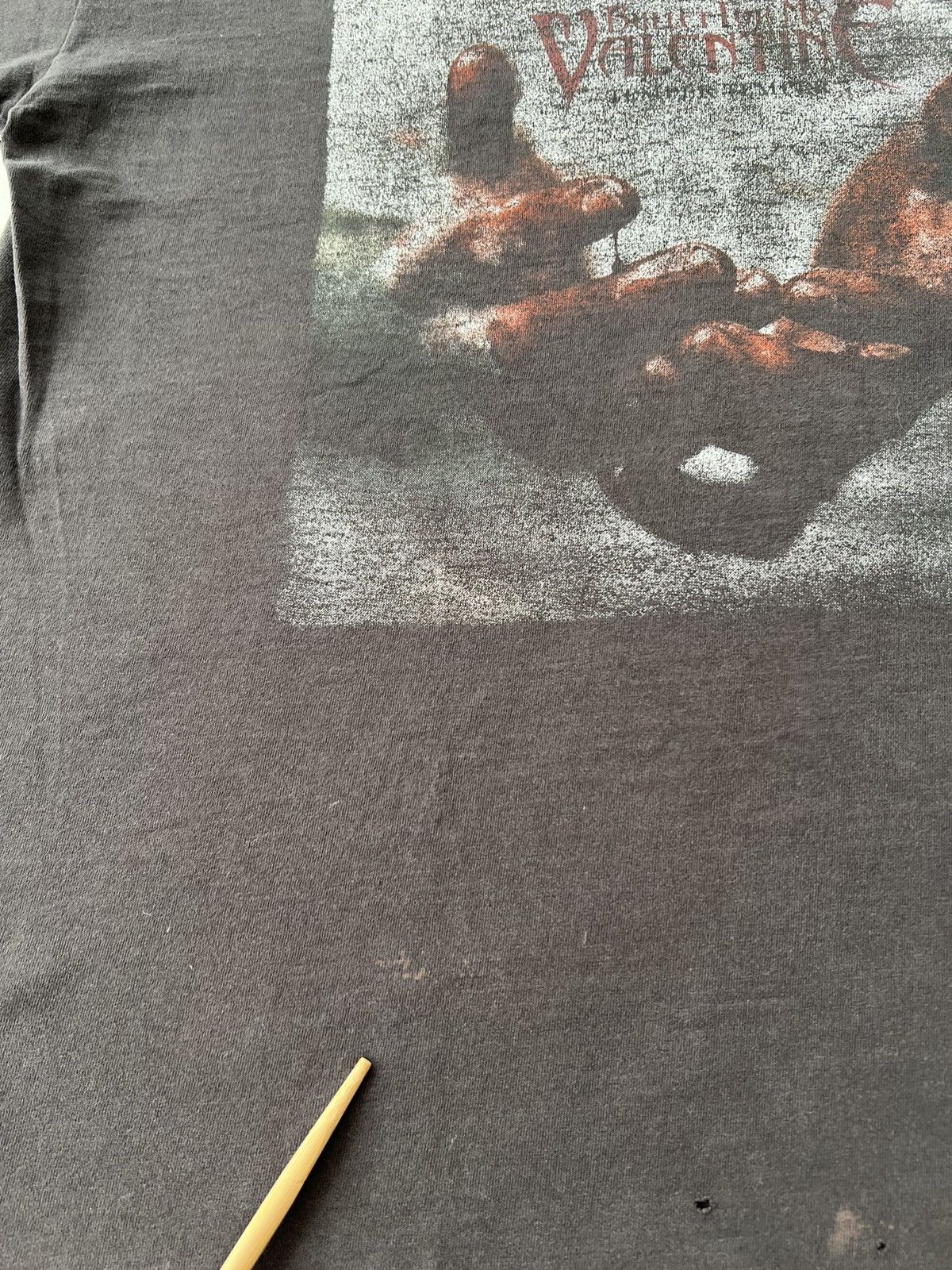 Band Tees Vintage 2013 Bullet for my Valentine Sun Faded Y2k T-shirt Size US M / EU 48-50 / 2 - 8 Thumbnail