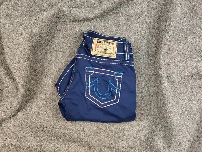 True Religion True Religion Geno Denim Slim Jeans Made in USA Y2K Style Size 28" / US 6 / IT 42 - 1 Thumbnail