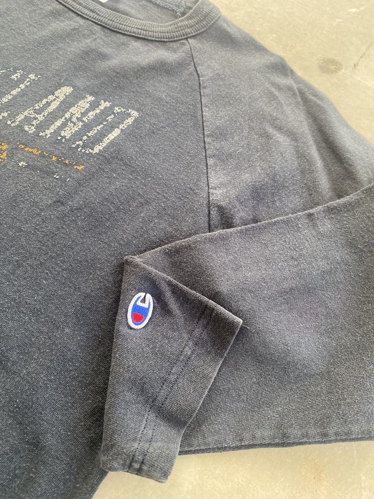 Champion VINTAGE CHAPION GONLY ISLAND WELLWORN RAGLAN TEE Size US L / EU 52-54 / 3 - 4 Thumbnail