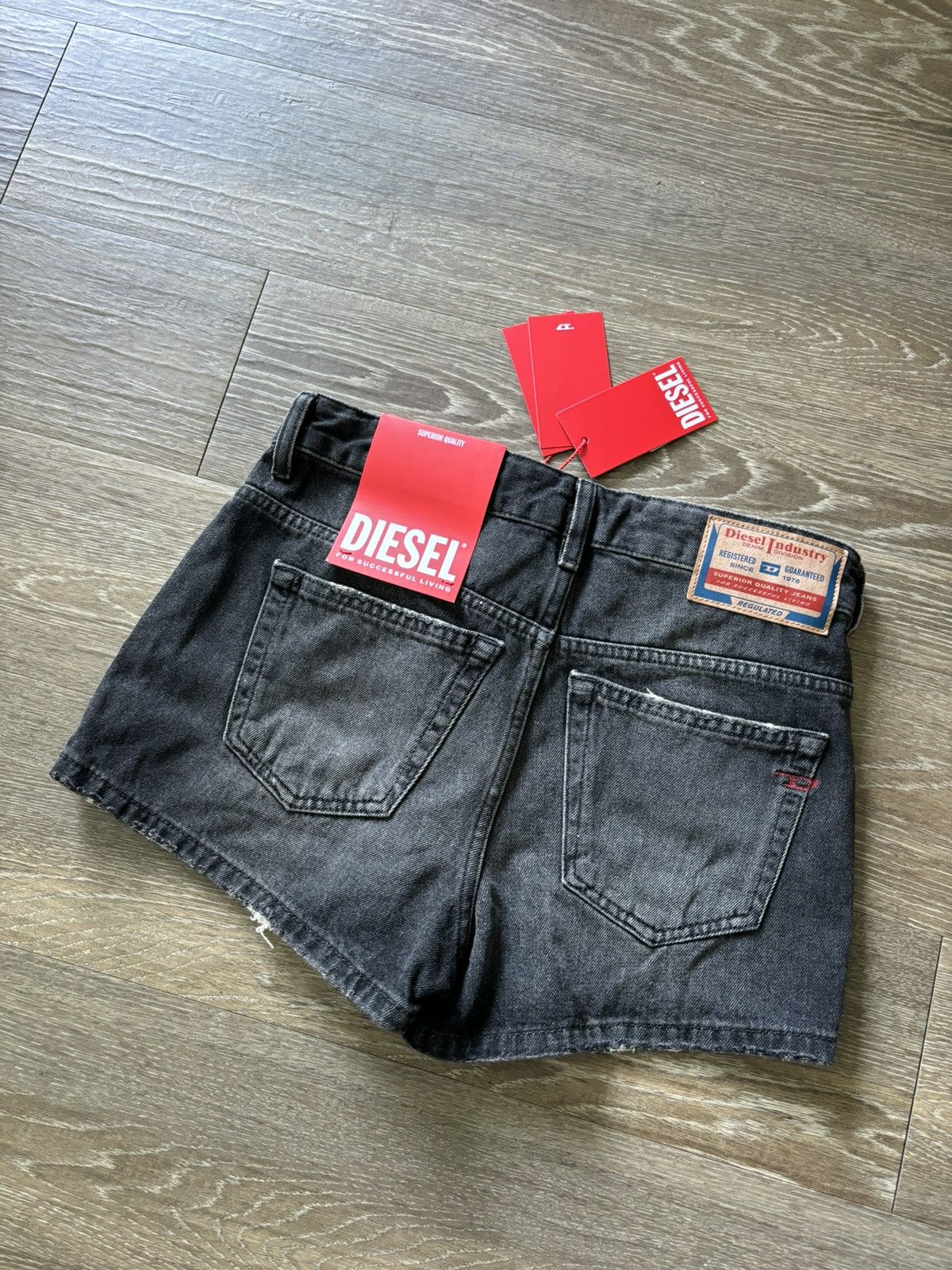 Diesel × Japanese Brand Crazy Y2K Diesel Industry Black Denim Shorts W 26 Size 26" / US 2 / IT 38 - 5 Thumbnail