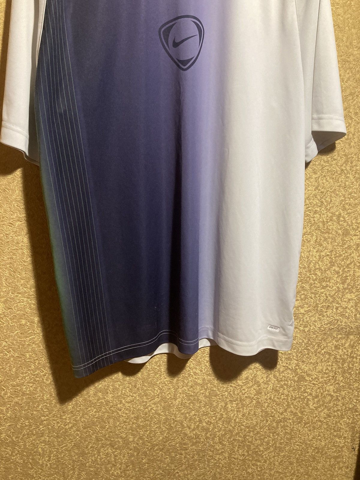Nike × Vintage Nike Vintage Dry-Fit Tee Jersey Size US XL / EU 56 / 4 - 3 Thumbnail