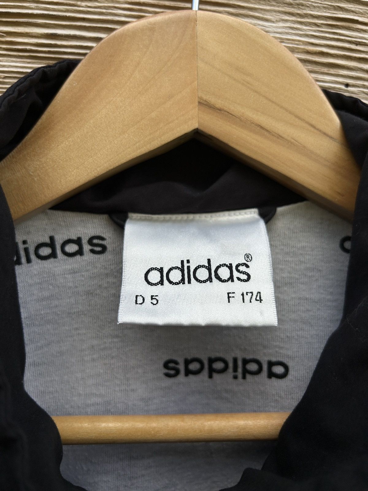 90s Vintage Adidas France FFF 1996 World Cup Light Jacket