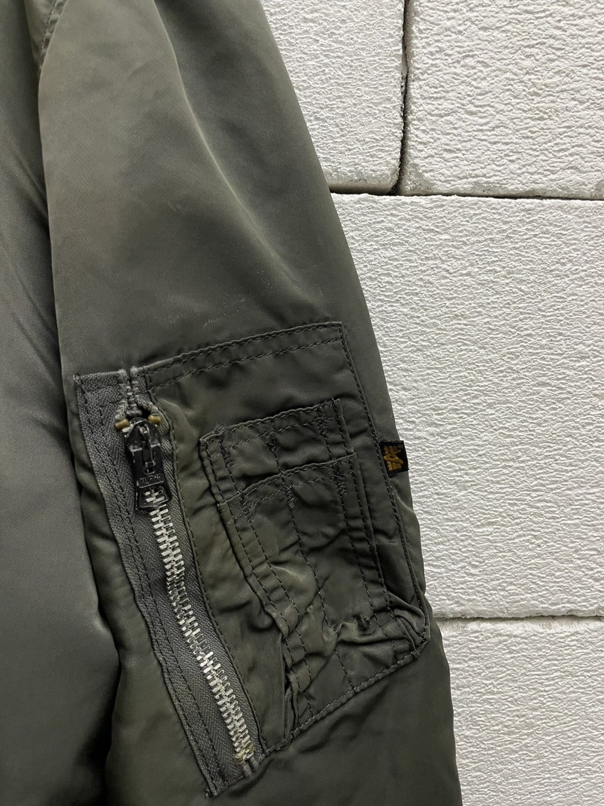 Alpha Industries VINTAGE ALPHA INDUSTRIES MA1 USAF BOMBER REVERSIBLE JACKET Size US XL / EU 56 / 4 - 7 Thumbnail