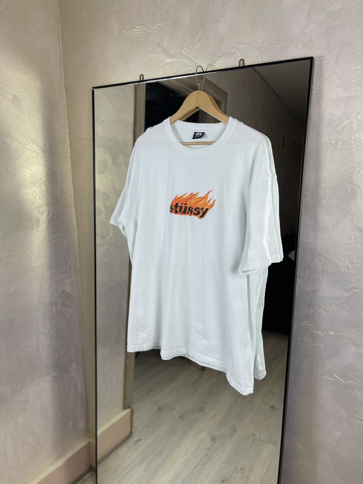 Stussy Stüssy Flames Fire Font Graphic Streetwear Tee White Size US XL / EU 56 / 4 - 1 Thumbnail