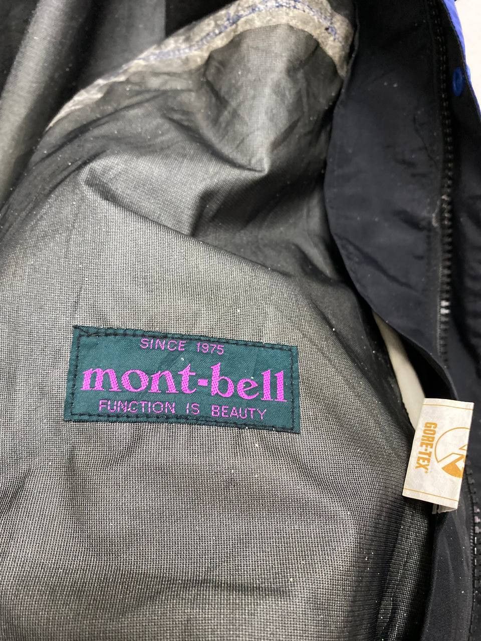 Montbell vintage mont bell waterproof jacket foldable hoody Size US M / EU 48-50 / 2 - 3 Thumbnail