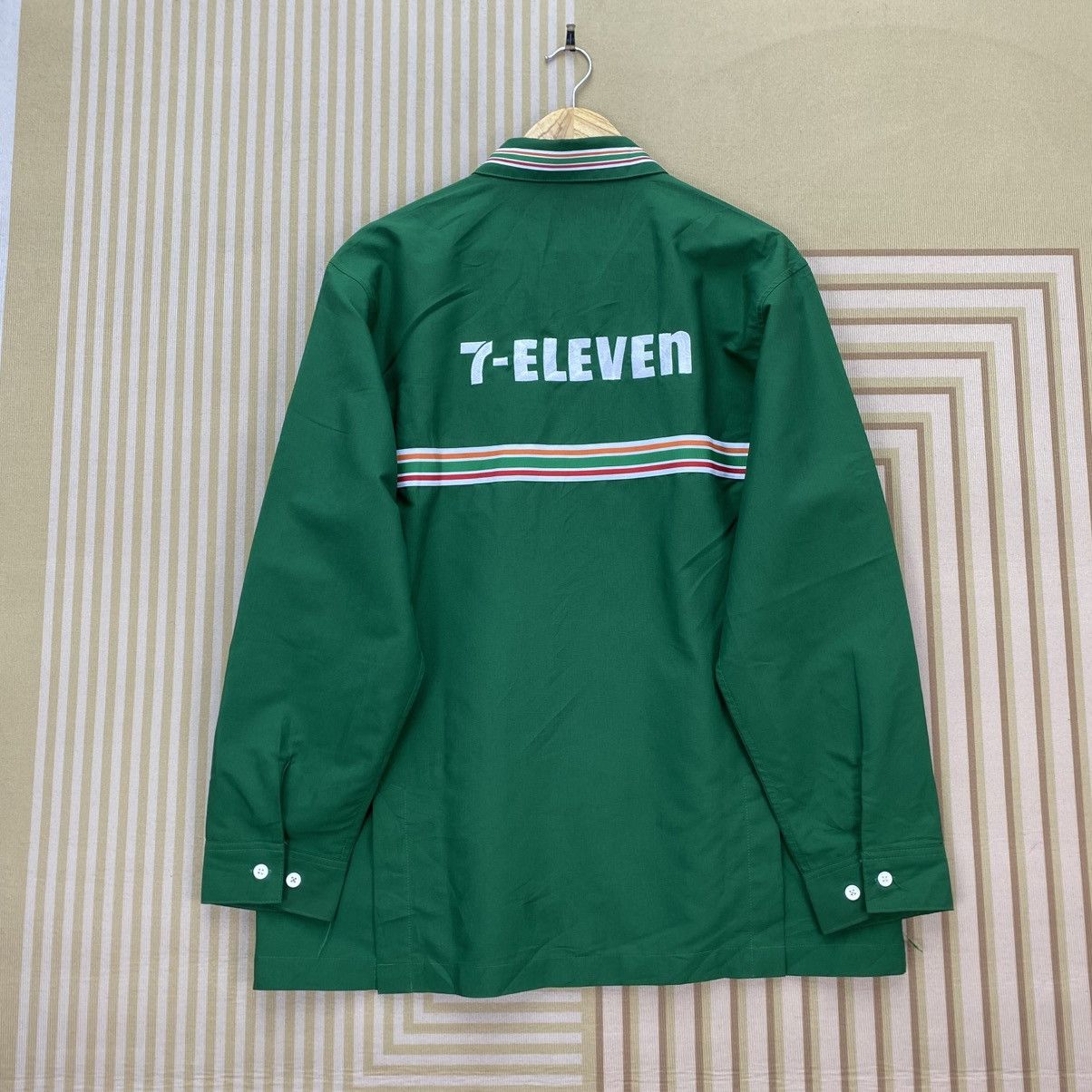 Japanese Brand 🫶 vintage 7-Eleven Japanese brand uniform workwear shirt Size US L / EU 52-54 / 3 - 2 Thumbnail