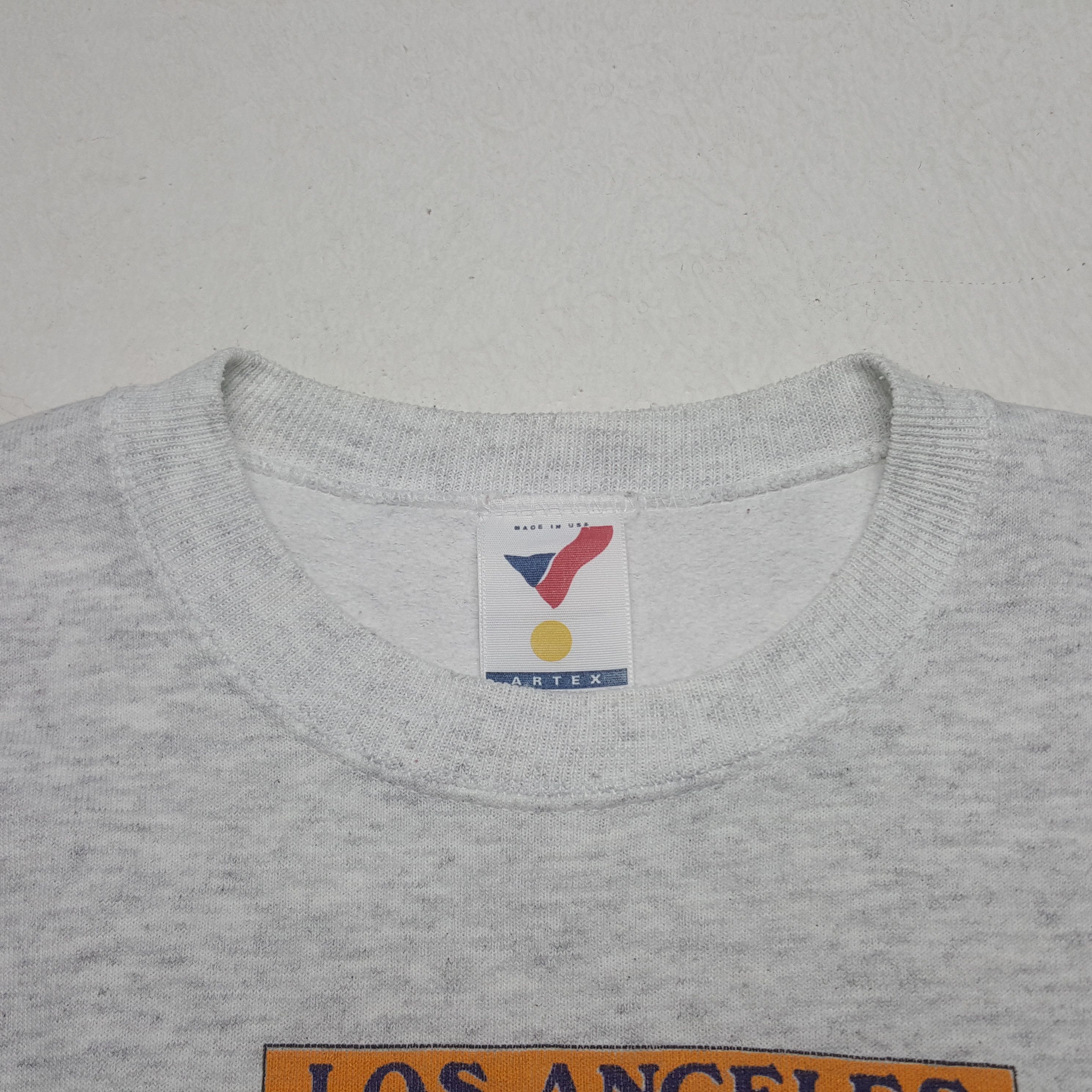 NBA × Vintage Vintage Los Angeles Lakers X Snoopy Sweatshirt Size US XS / EU 42 / 0 - 4 Thumbnail