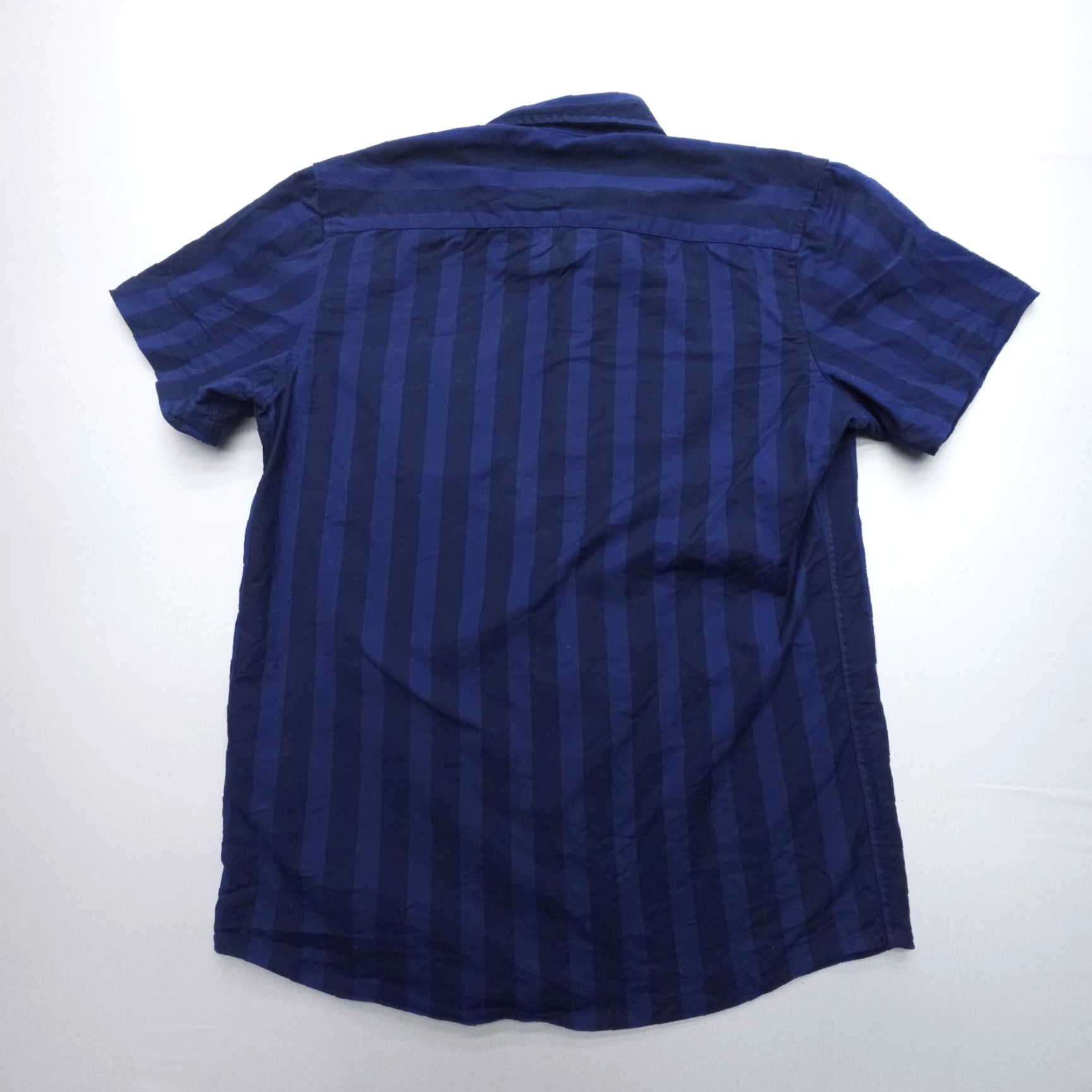 Vintage VINTAGE Salvage Public Men’s Shirt Button-Up Short Sleeve Blue L Organic Cotton Twill Striped Logo 90s Theme Mens Size US L / EU 52-54 / 3 - 2 Thumbnail