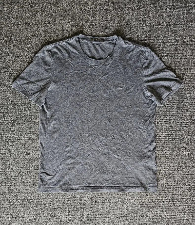Louis Vuitton Louis Vuitton Men's Gray Short Sleeve T. Size US M / EU 48-50 / 2 - 1 Thumbnail