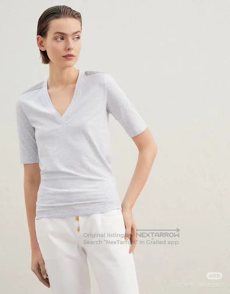 Brunello Cucinelli Brunello Cucinelli Ladies Beaded Chain Decorated T-Shirt Size XS / US 0-2 / IT 36-38 - 4 Thumbnail