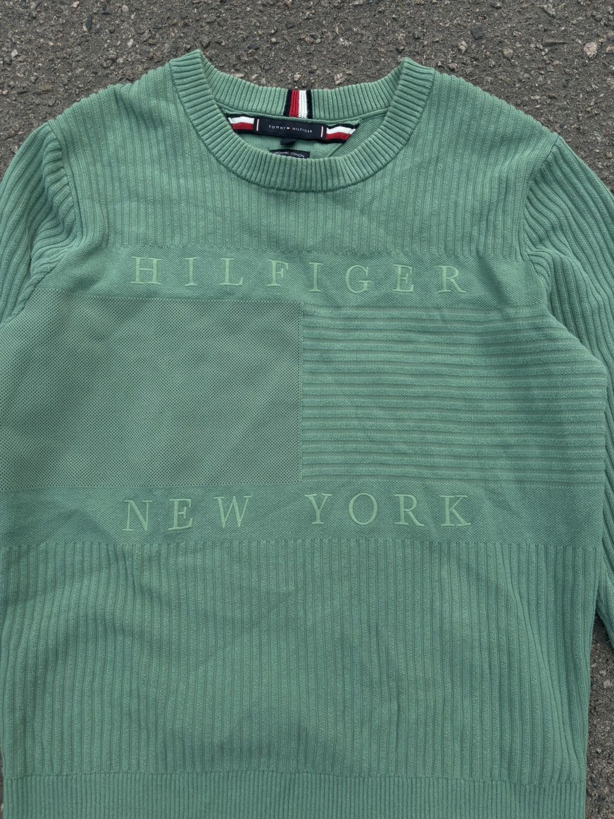 Designer × Tommy Hilfiger Embroidered Tommy Hilfiger Old money Sweater Size L / US 10 / IT 46 - 4 Thumbnail