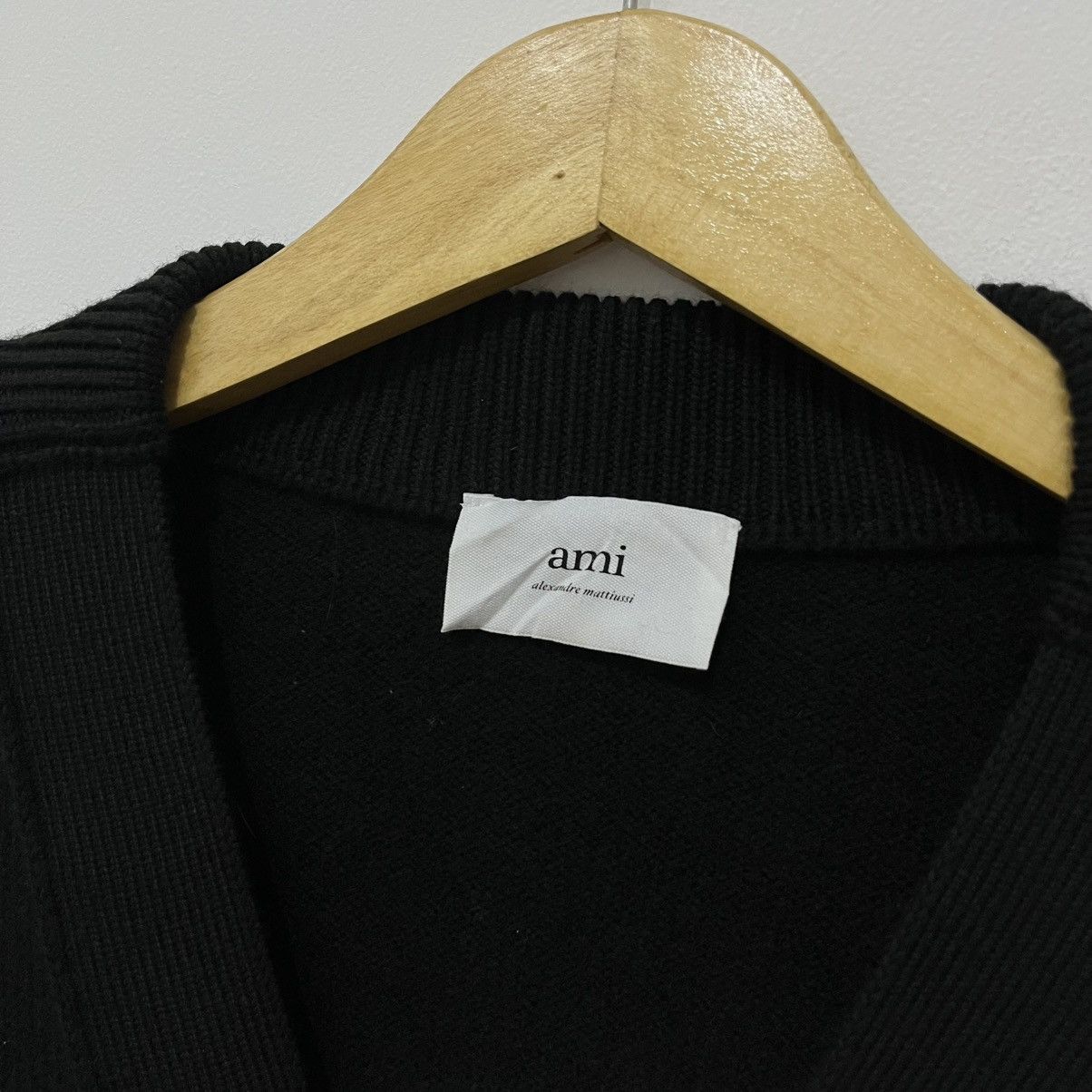AMI AMI Paris Red De Coeur Cardigan Size US M / EU 48-50 / 2 - 3 Thumbnail