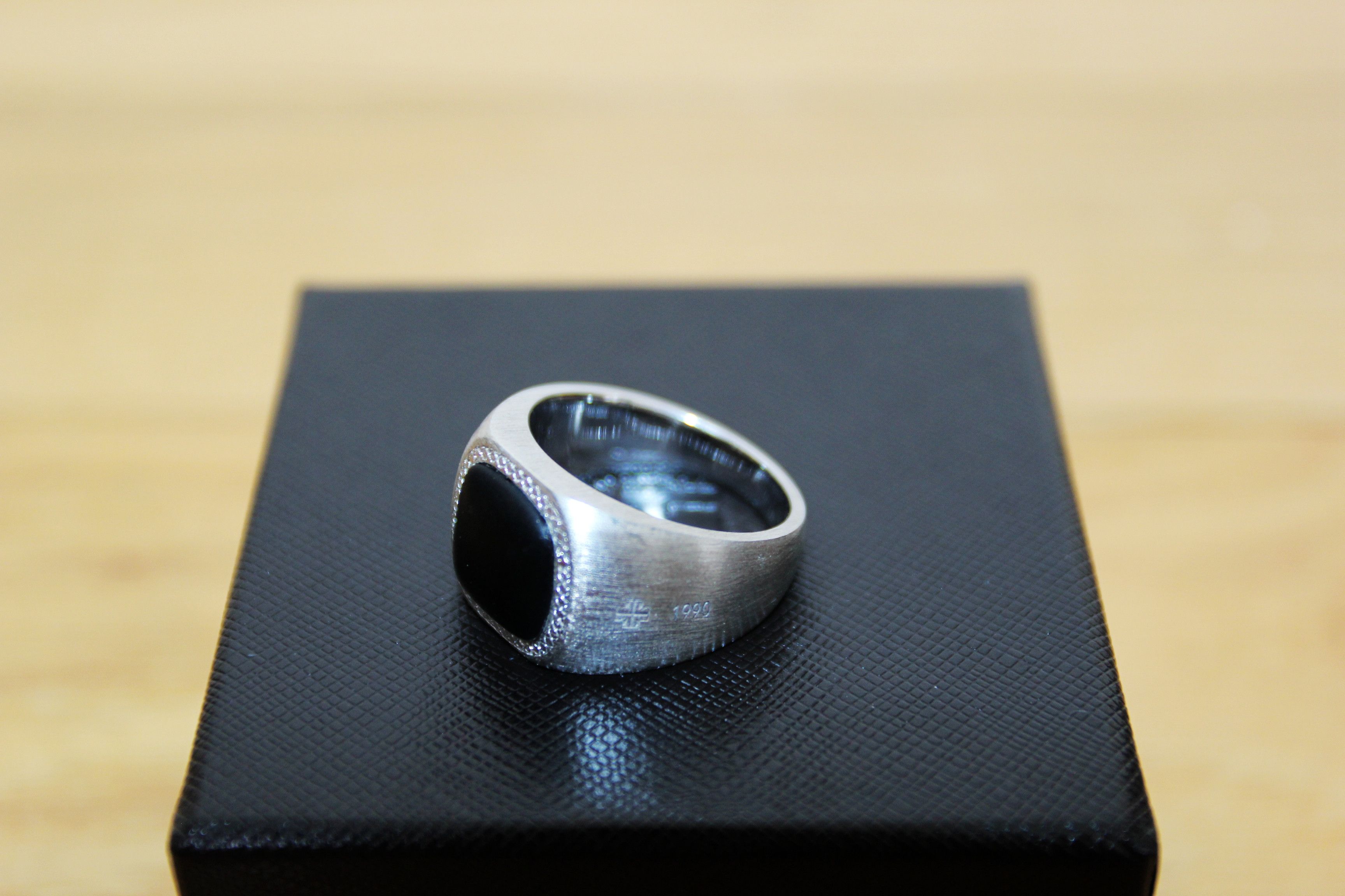 Tateossian BNWT AW24 TATEOSSIAN ONYX SIGNET RING M Size ONE SIZE - 4 Thumbnail