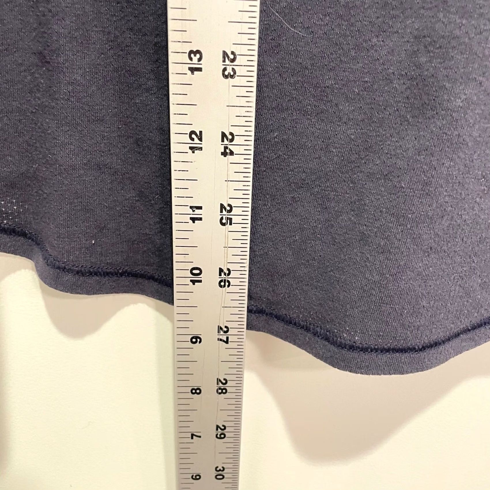 Lululemon Lululemon Inner Essence Shirt Women L Navy Blue Crew Neck Active Short Sleeve Size S / US 4 / IT 40 - 5 Thumbnail