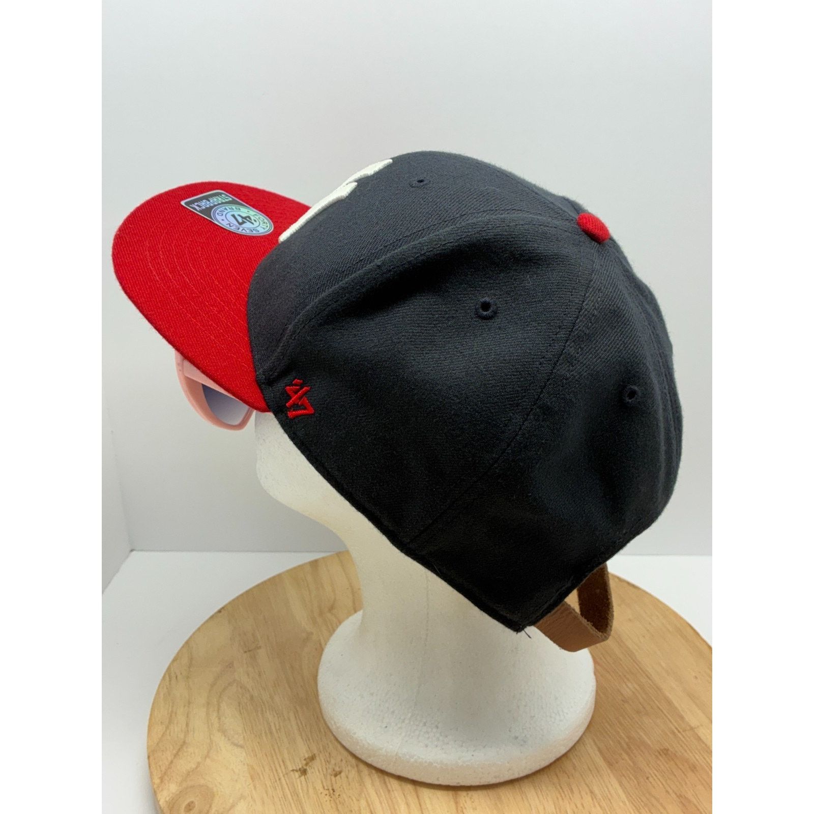 47 Brand New York Yankees 47 Brand Strapback Hat Black Red MLB Size ONE SIZE - 13 Thumbnail