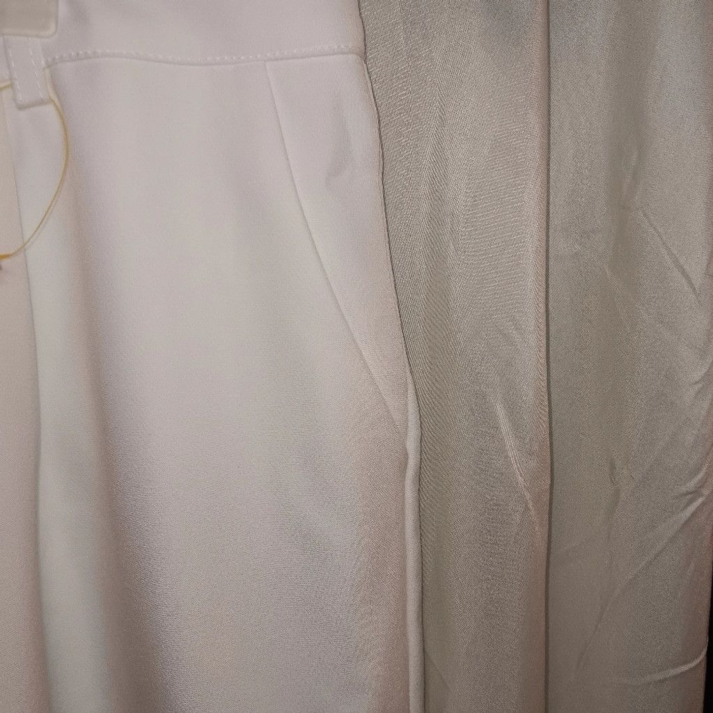 Missguided Missguided white, satiny, wide leg pants, womens 12,nwt Size 34" / US 12 / IT 48 - 3 Thumbnail