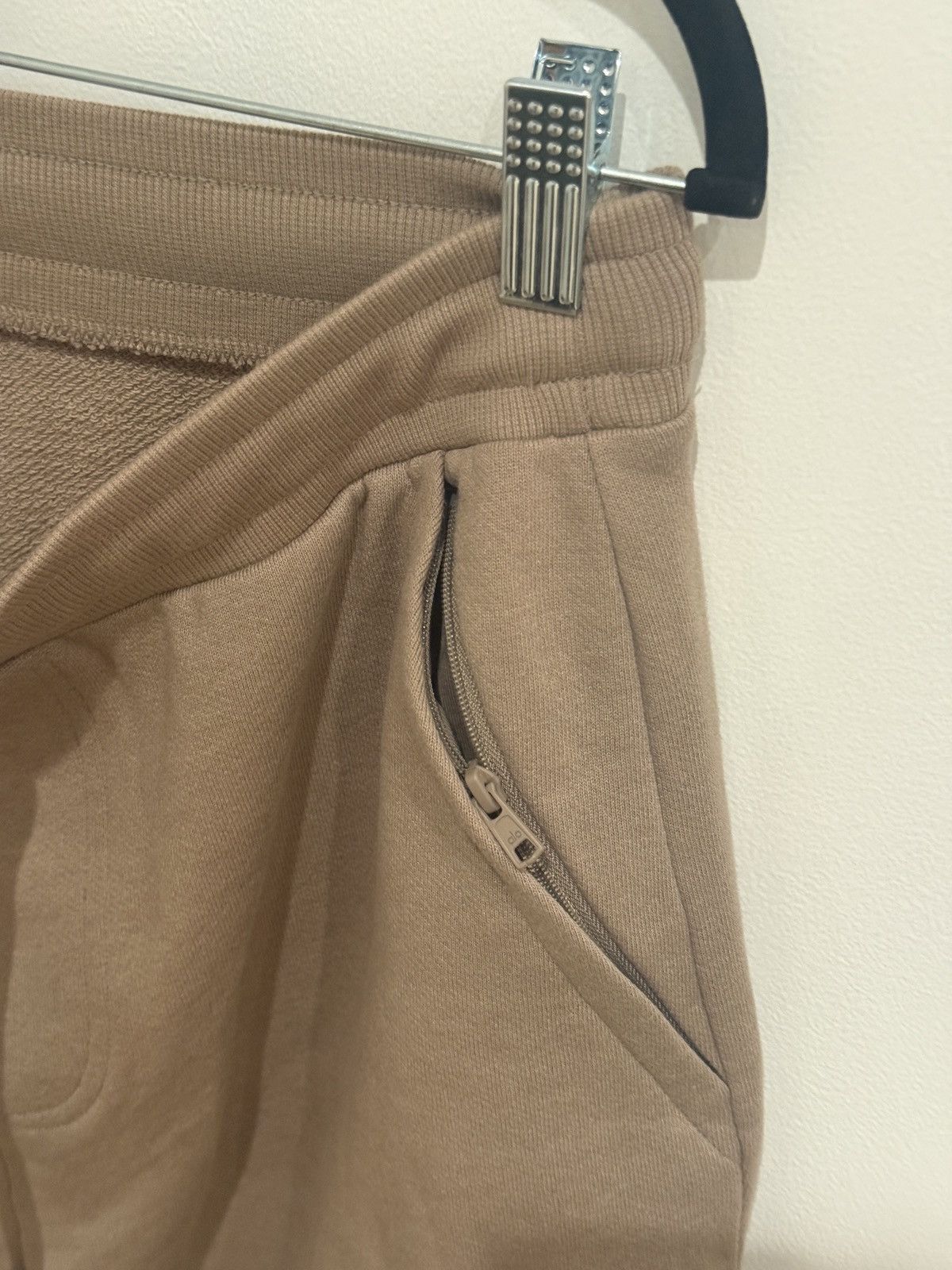 Alo ALO Lounge Shorts Size US 32 / EU 48 - 2 Thumbnail