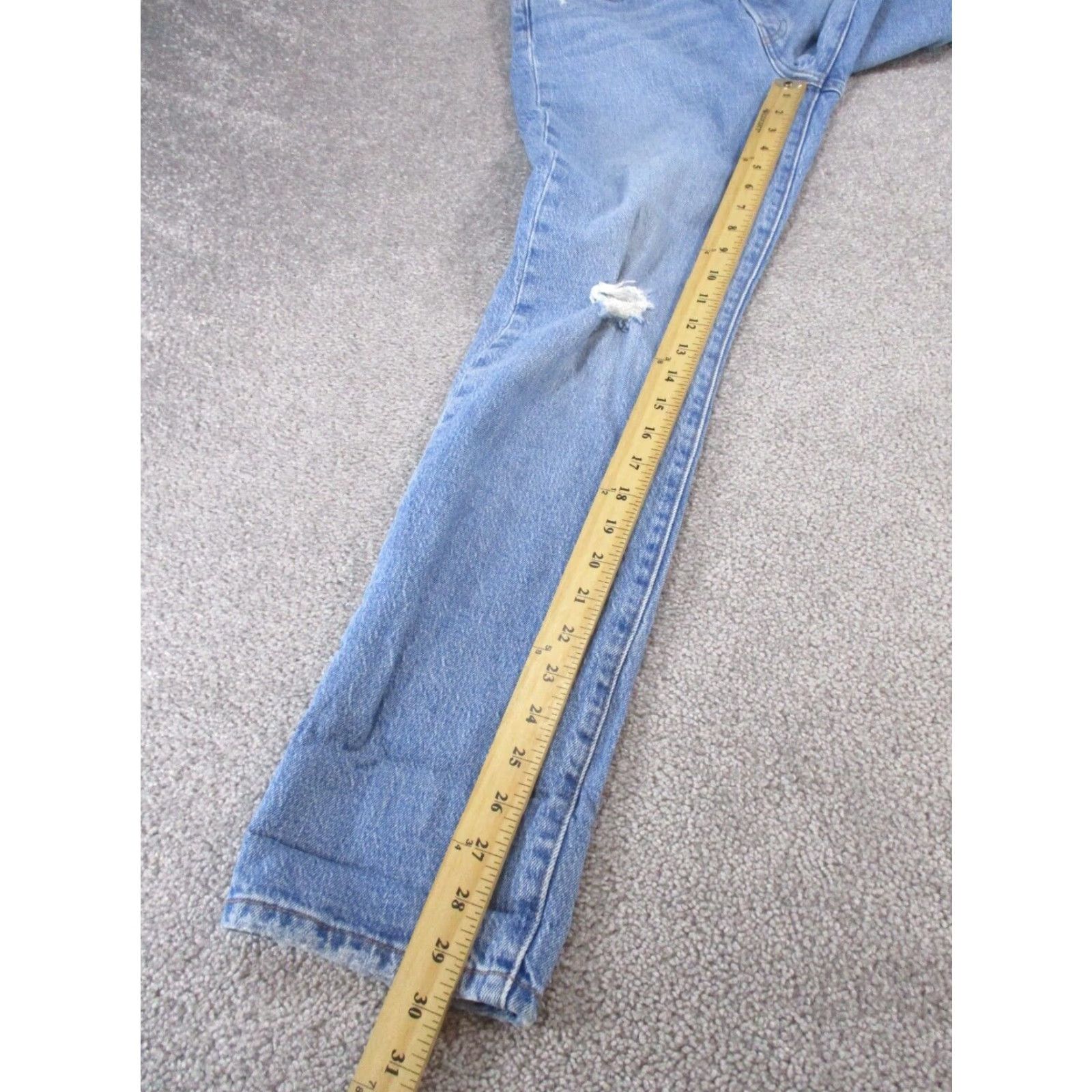 Levi's Womens 501 Levis Jeans Light Wash Ripped Extra Large XL Size 28" / US 6 / IT 42 - 4 Thumbnail