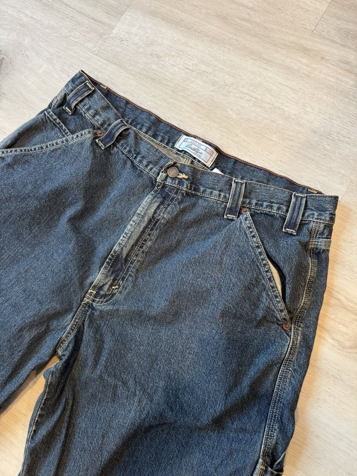 Levi's Levis Denim Carpenter Shorts. Size 36 Size US 36 / EU 52 - 2 Thumbnail