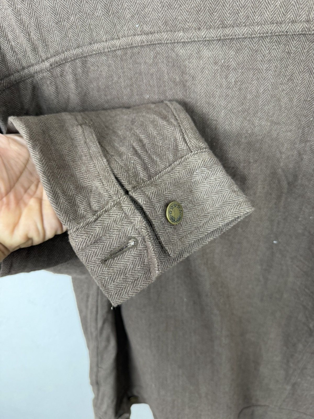 Woolrich Woolen Mills VINTAGE Woolrich Herringbone Sherpa-Lined Trucker Jacket Size US L / EU 52-54 / 3 - 11 Thumbnail