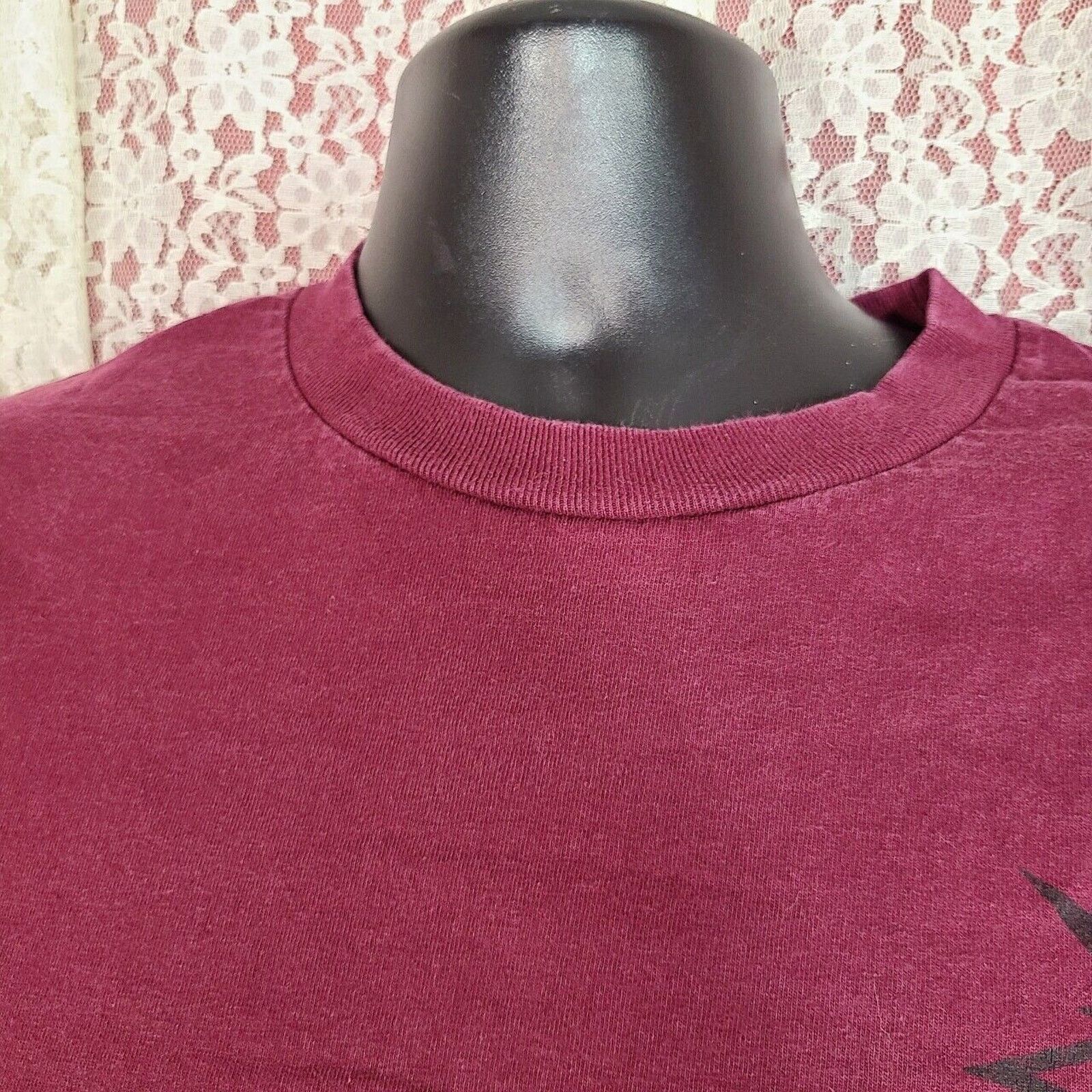 The Hundreds the hundreds maroon classic logo t-shirt size medium Size US M / EU 48-50 / 2 - 4 Thumbnail