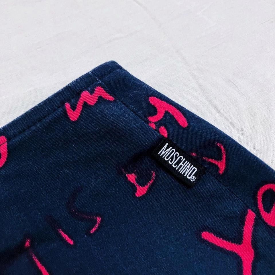 Moschino Y2K Moschino Jeans Charcoal Red Writing Grunge Skirt Size 28" / US 6 / IT 42 - 4 Thumbnail