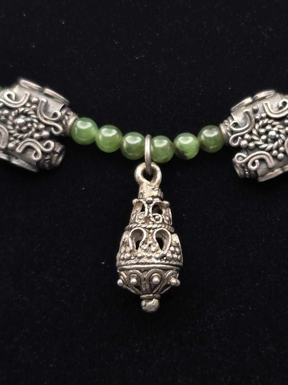 The Unbranded Brand Vintage Sterling Silver & Jadeite Necklace Ornate Dangles Size ONE SIZE - 2 Thumbnail