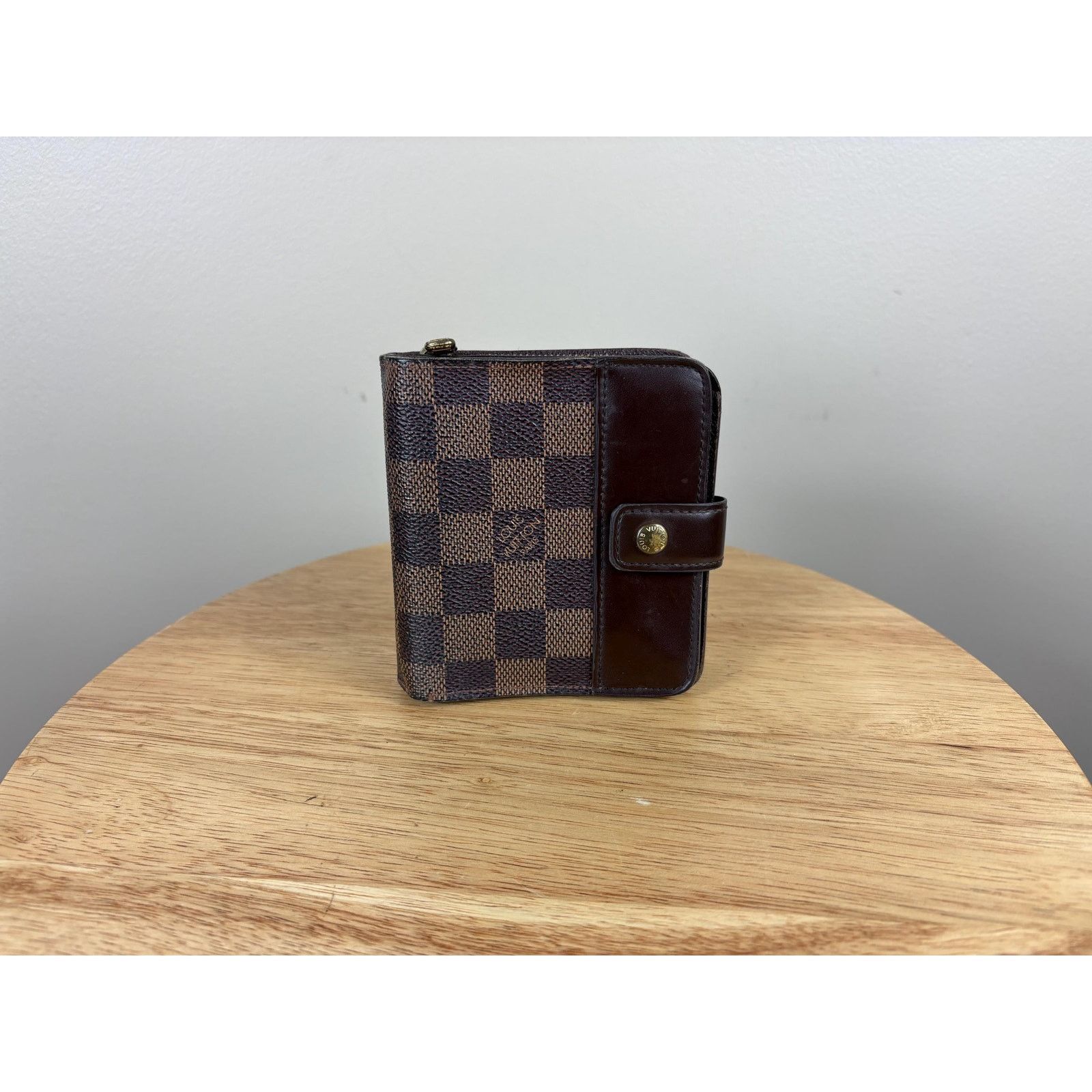 Louis Vuitton Authentic Louis Vuitton Compact Zip Damier Ebene Wallet Size ONE SIZE - 1 Thumbnail