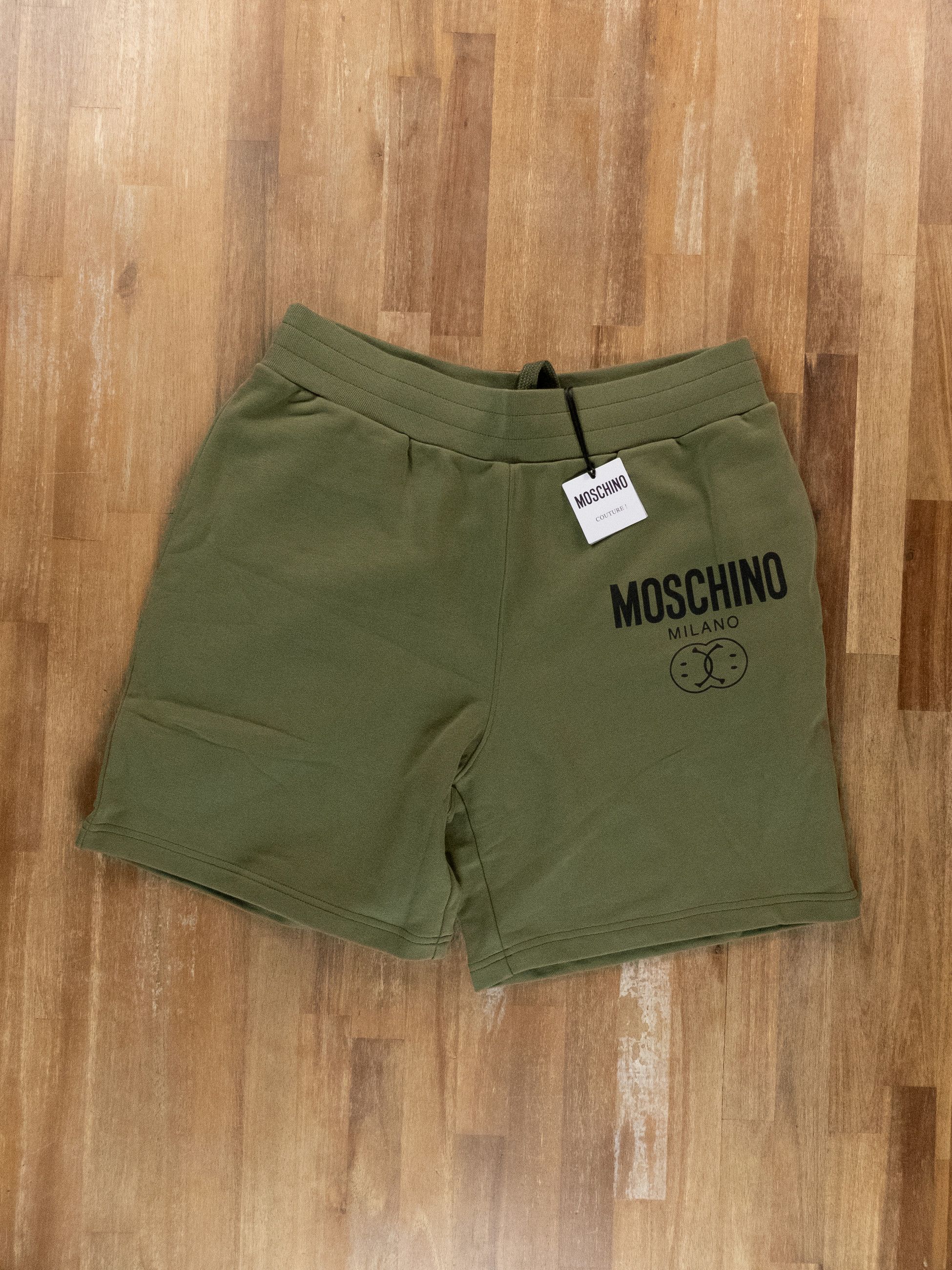 Moschino MOSCHINO Couture green Smiley & logo print shorts Large Size US 34 / EU 50 - 1 Thumbnail