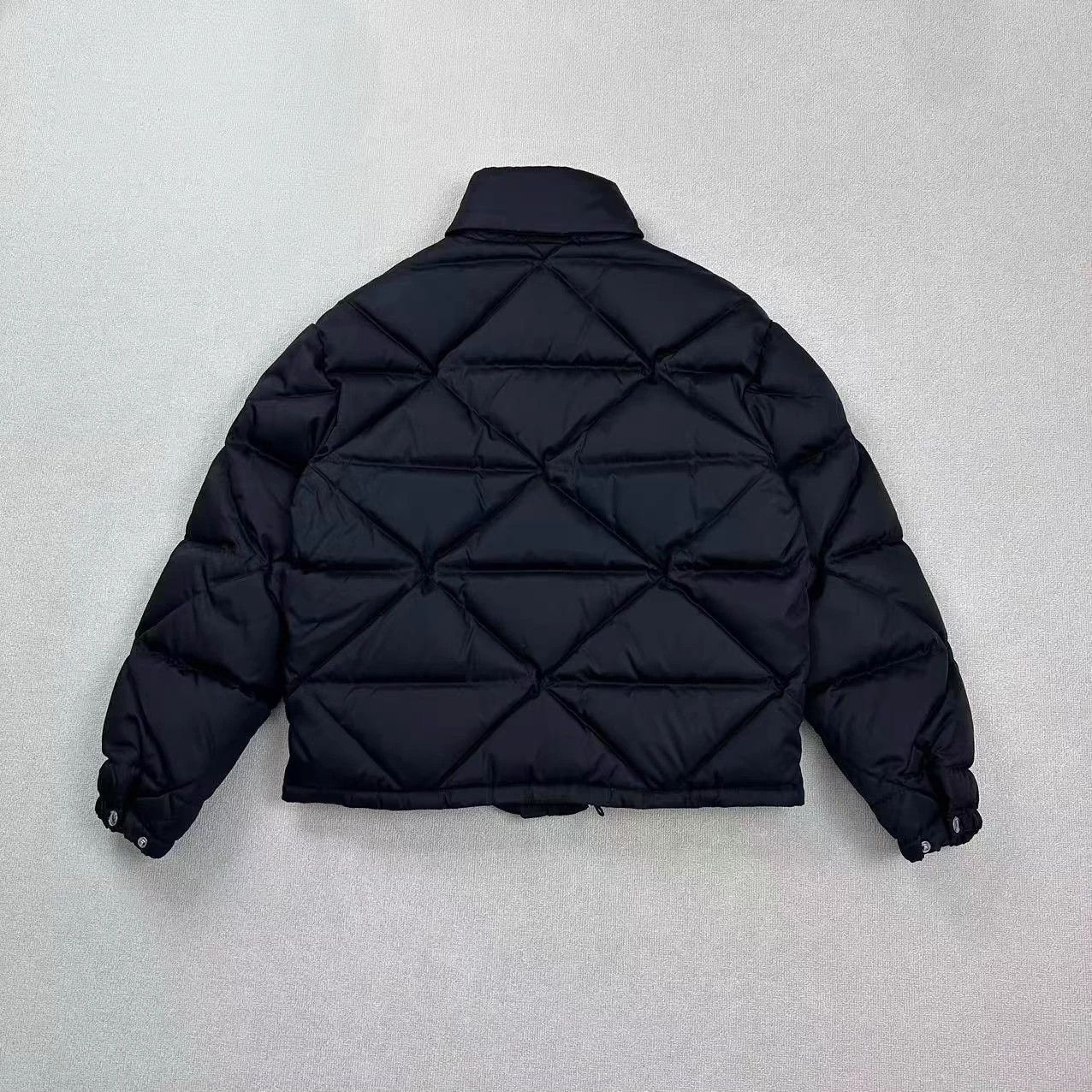 Prada Prada diamond quilted logo stand collar down jacket M Size US M / EU 48-50 / 2 - 2 Thumbnail