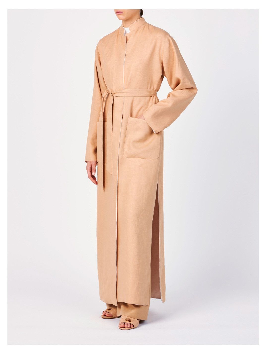 Loro Piana o1srvl11e0425 FAN8396 Reversible Coat in Beige & White Size M / US 6-8 / IT 42-44 - 1 Preview