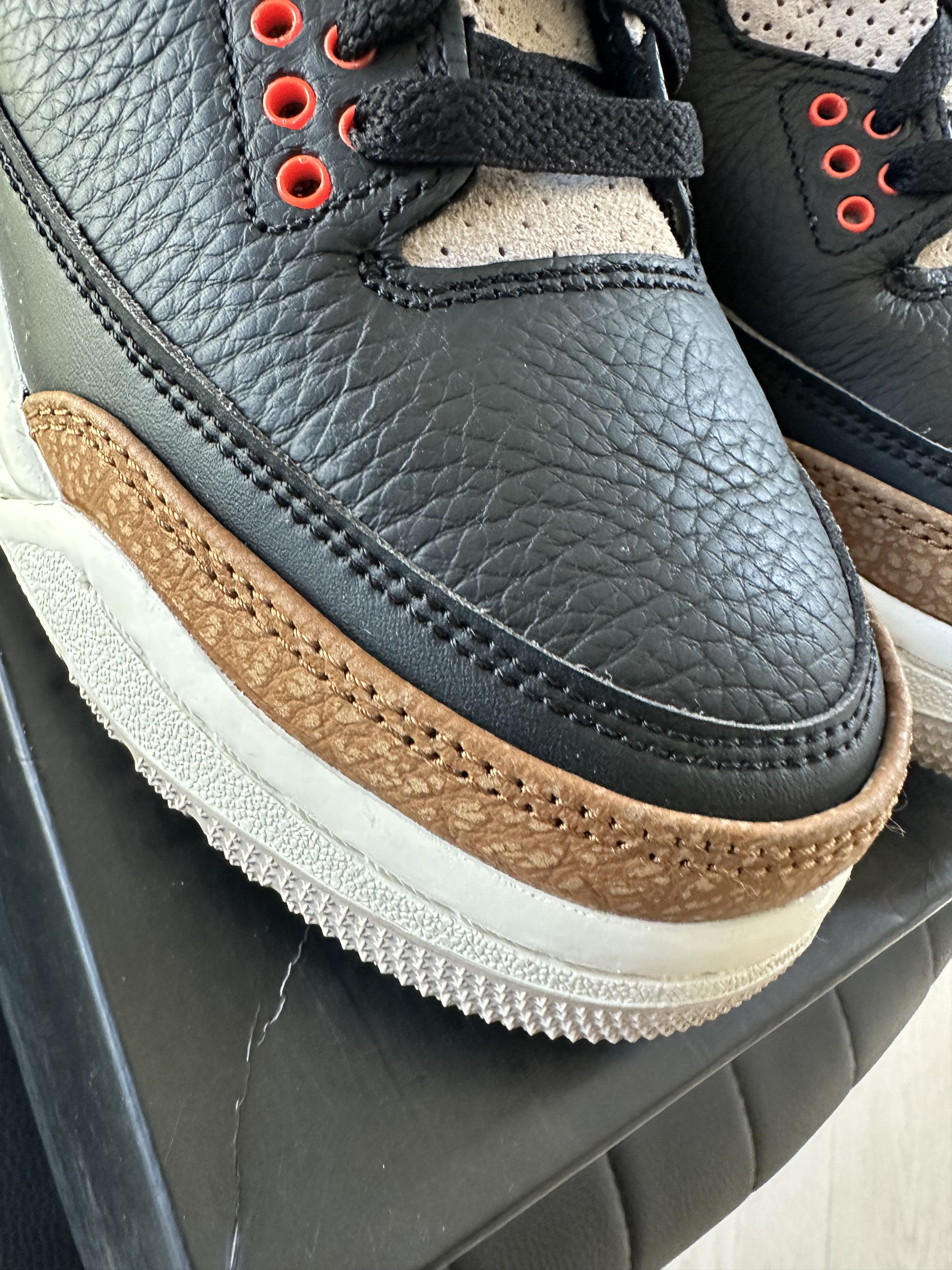 Jordan Brand × Nike PREOWNED AIR JORDAN 3 RETRO HIGH OG "DESERT ELEPHANT" Size US 8 / IT 38 - 3 Thumbnail