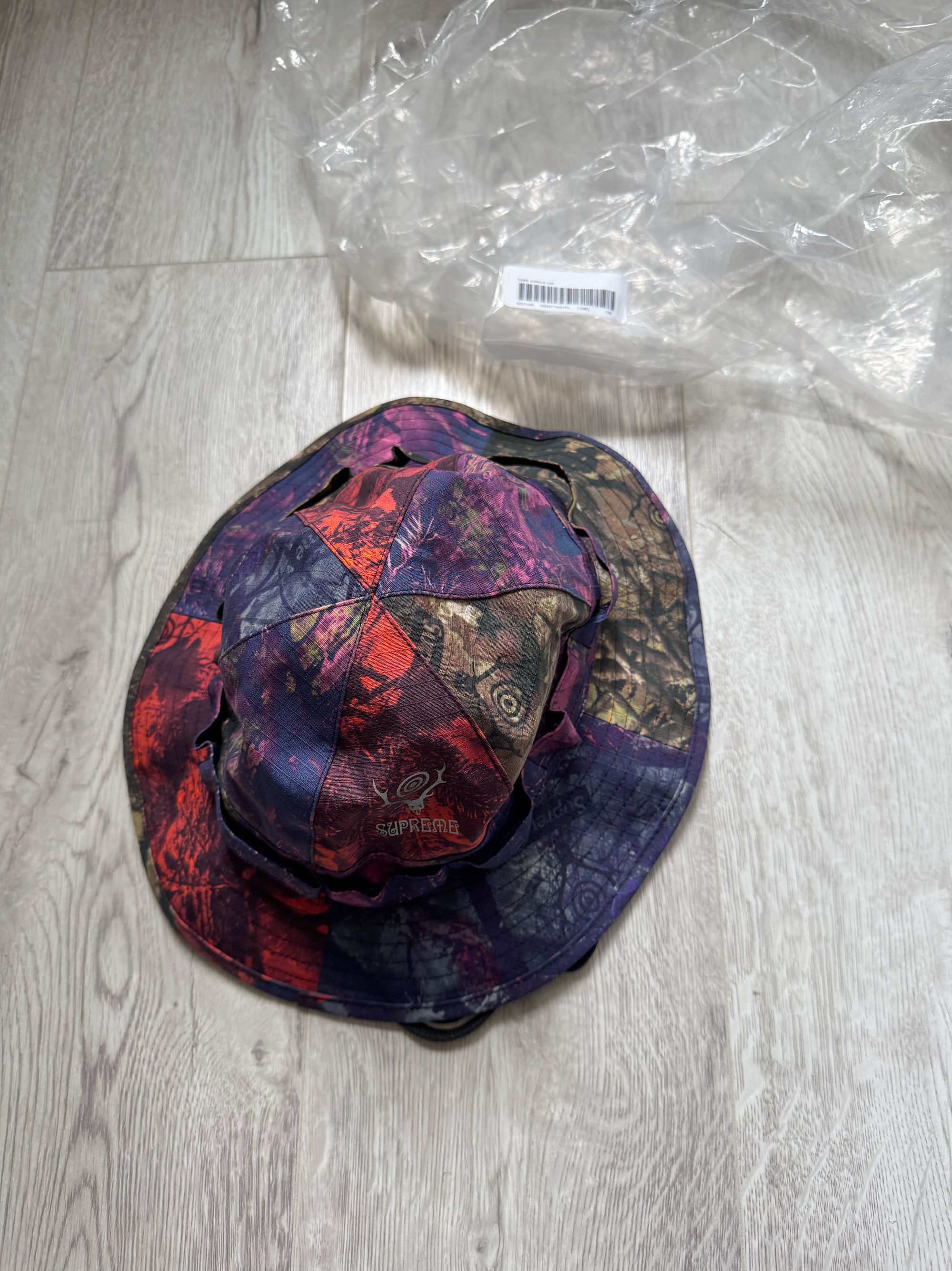 South2 West8 × Supreme Camo Jungle Bucket Hat 3L Ripstop Size S/M
